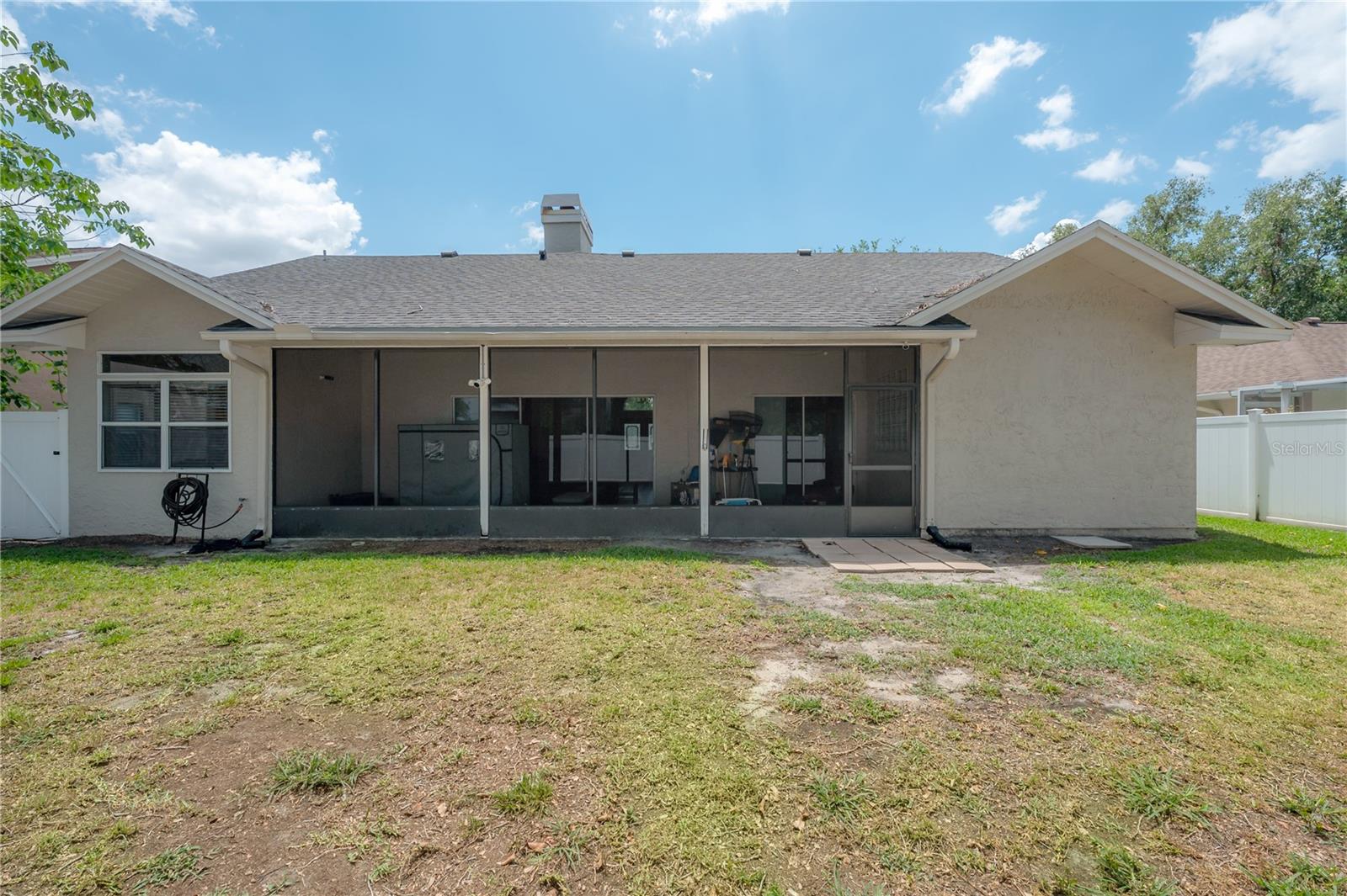 905 CLEARCREEK DR, TAMPA, FL, 33613