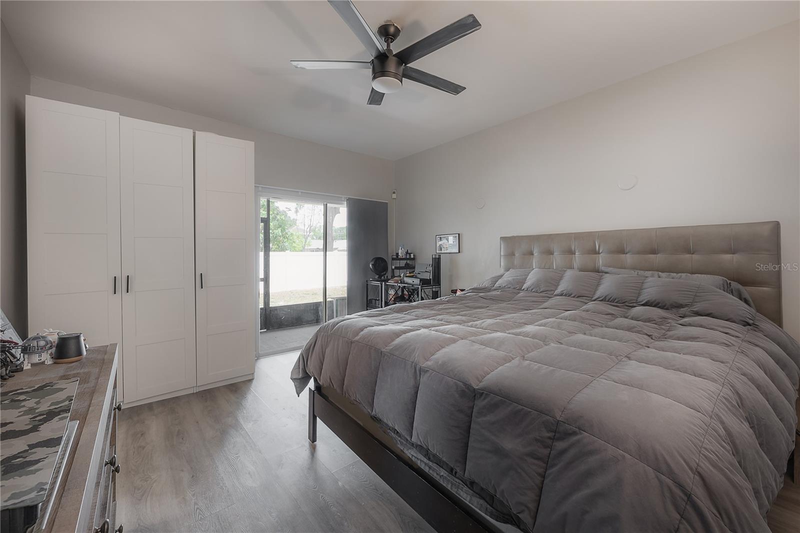 905 CLEARCREEK DR, TAMPA, FL, 33613