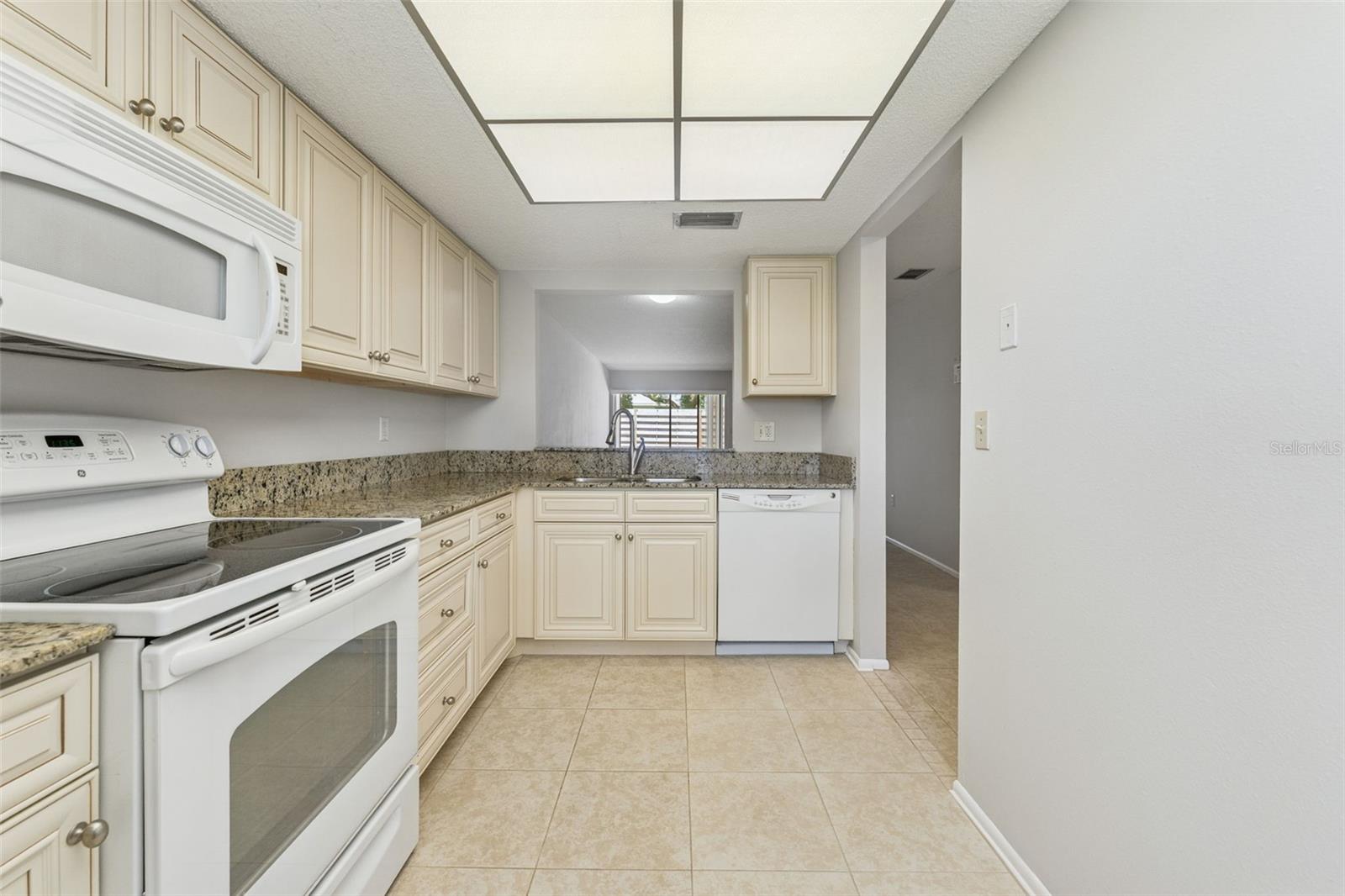2640 WOODGATE LN #F6, SARASOTA, FL, 34231