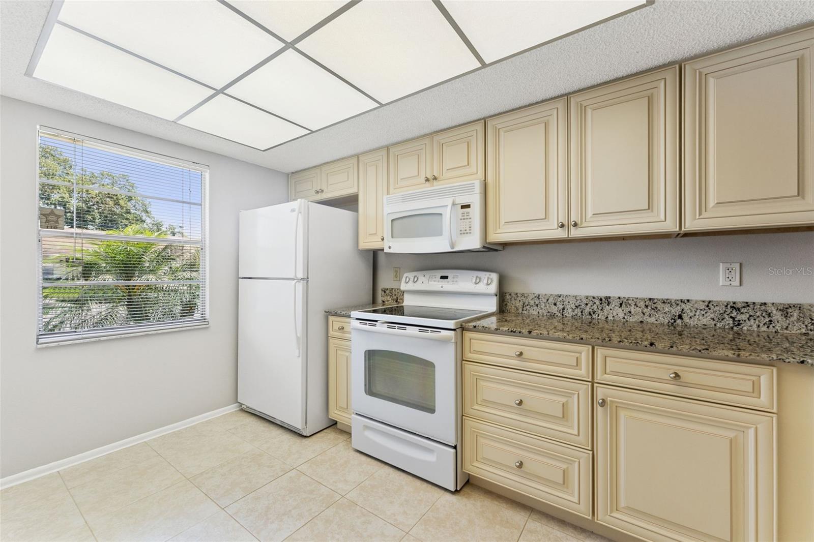 2640 WOODGATE LN #F6, SARASOTA, FL, 34231