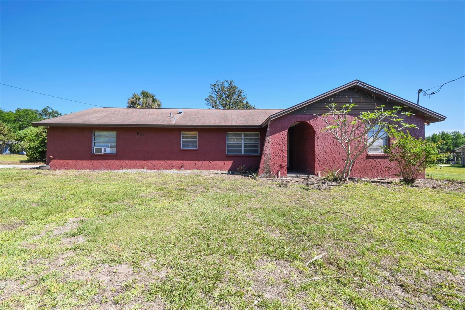 101 N TAYLOR RD, SEFFNER, FL, 33584