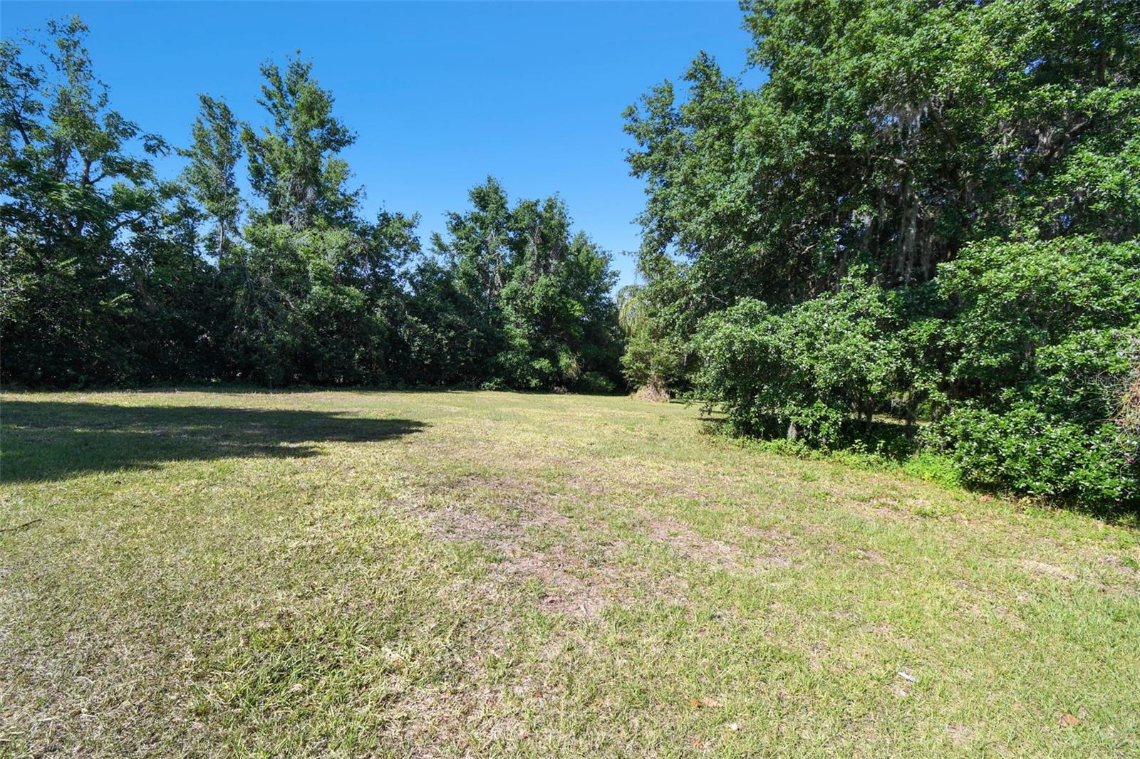 101 N TAYLOR RD, SEFFNER, FL, 33584