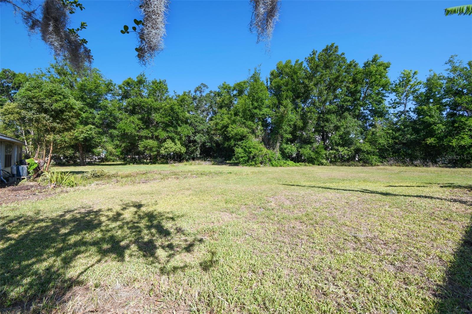 101 N TAYLOR RD, SEFFNER, FL, 33584