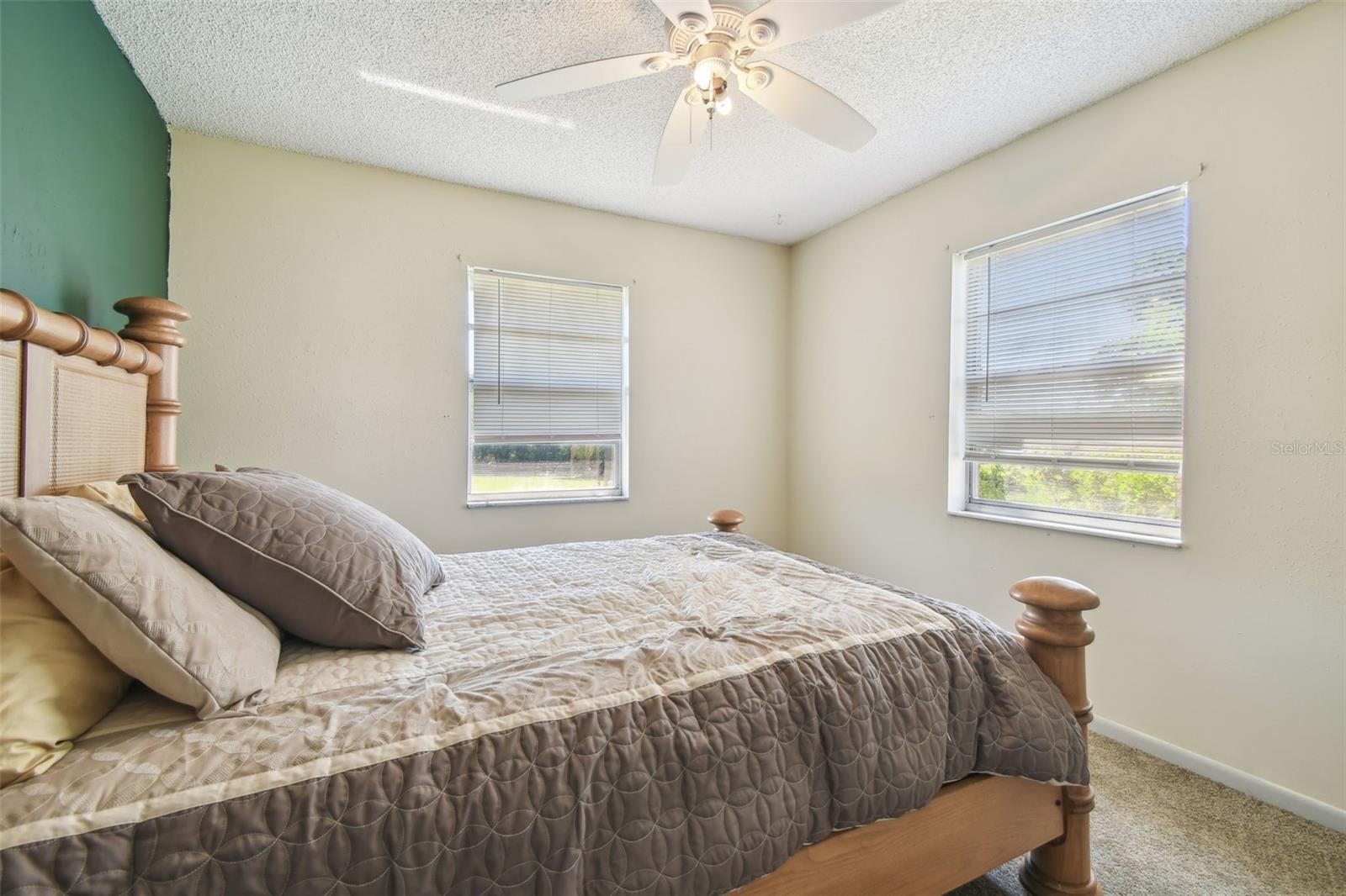 101 N TAYLOR RD, SEFFNER, FL, 33584