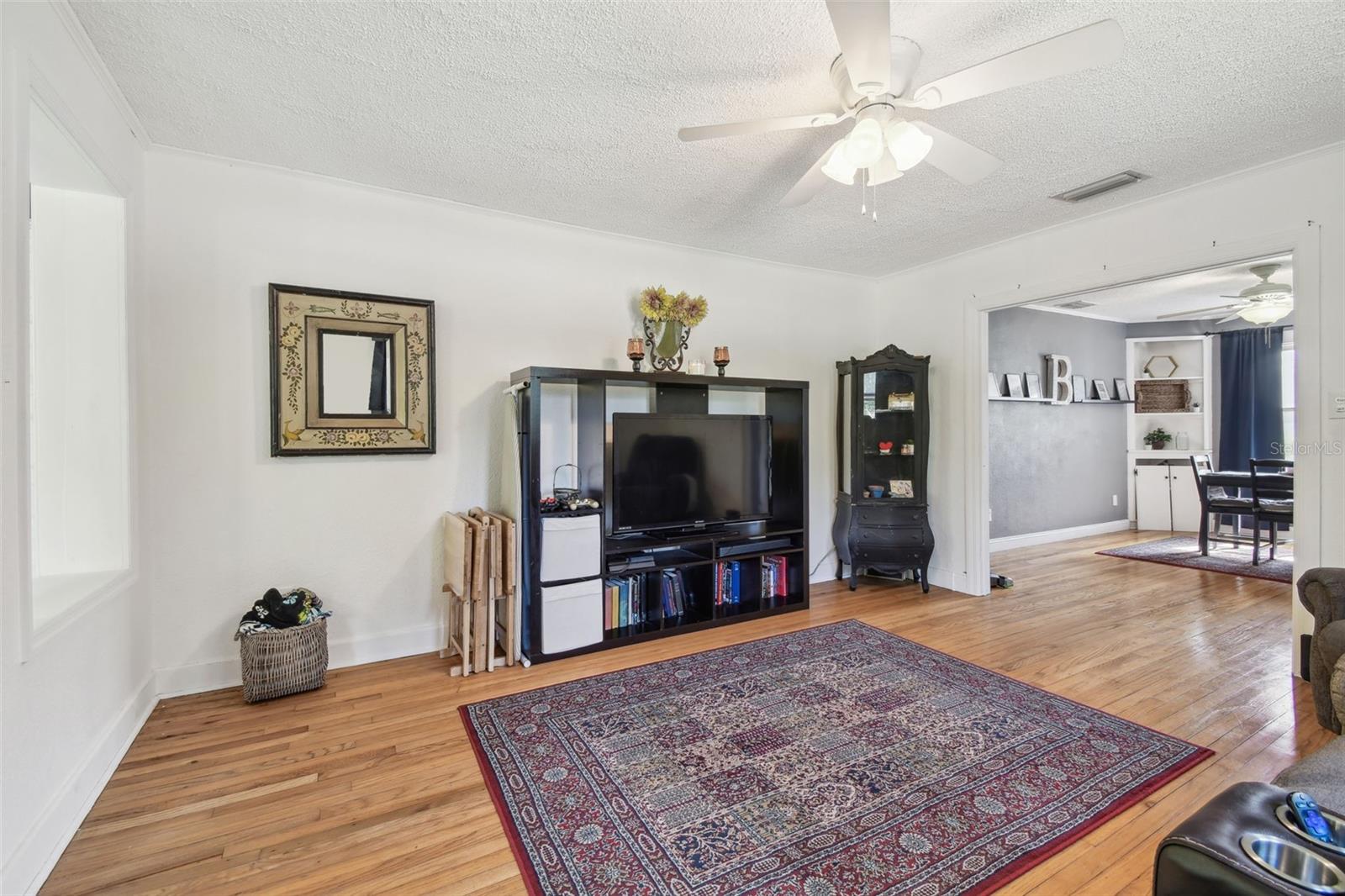 101 N TAYLOR RD, SEFFNER, FL, 33584