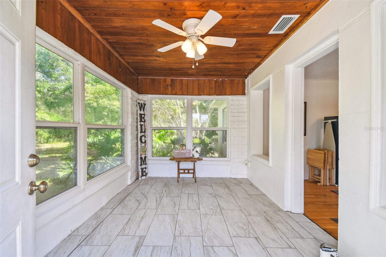 101 N TAYLOR RD, SEFFNER, FL, 33584