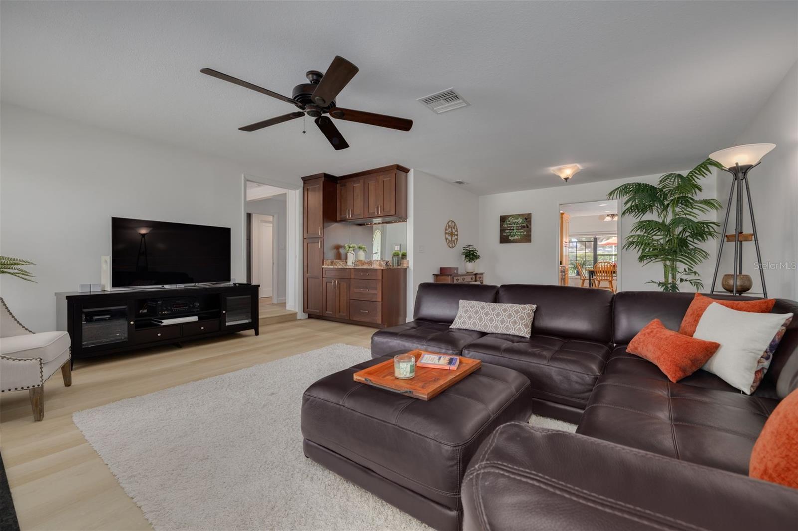 2550 ROLLING VIEW DR, DUNEDIN, FL, 34698