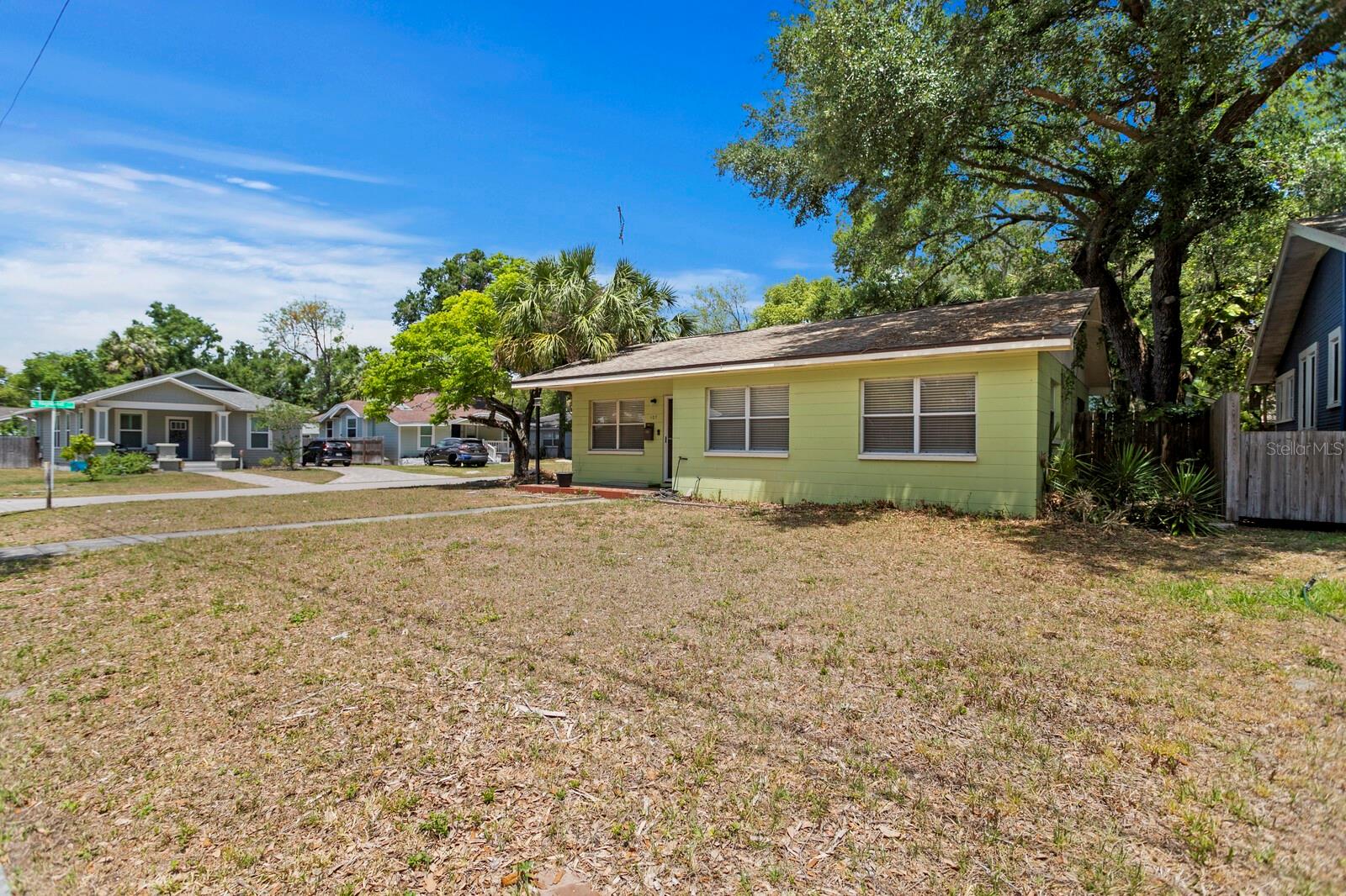 107 W WOODLAWN AVE, TAMPA, FL, 33603