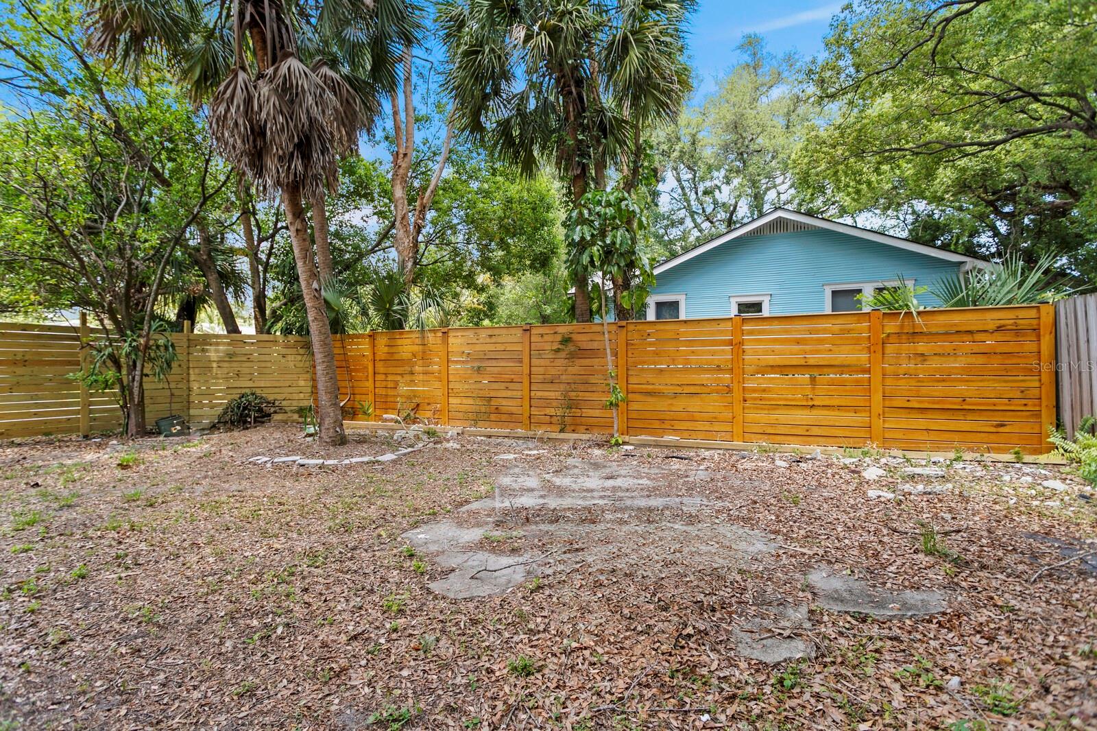 107 W WOODLAWN AVE, TAMPA, FL, 33603