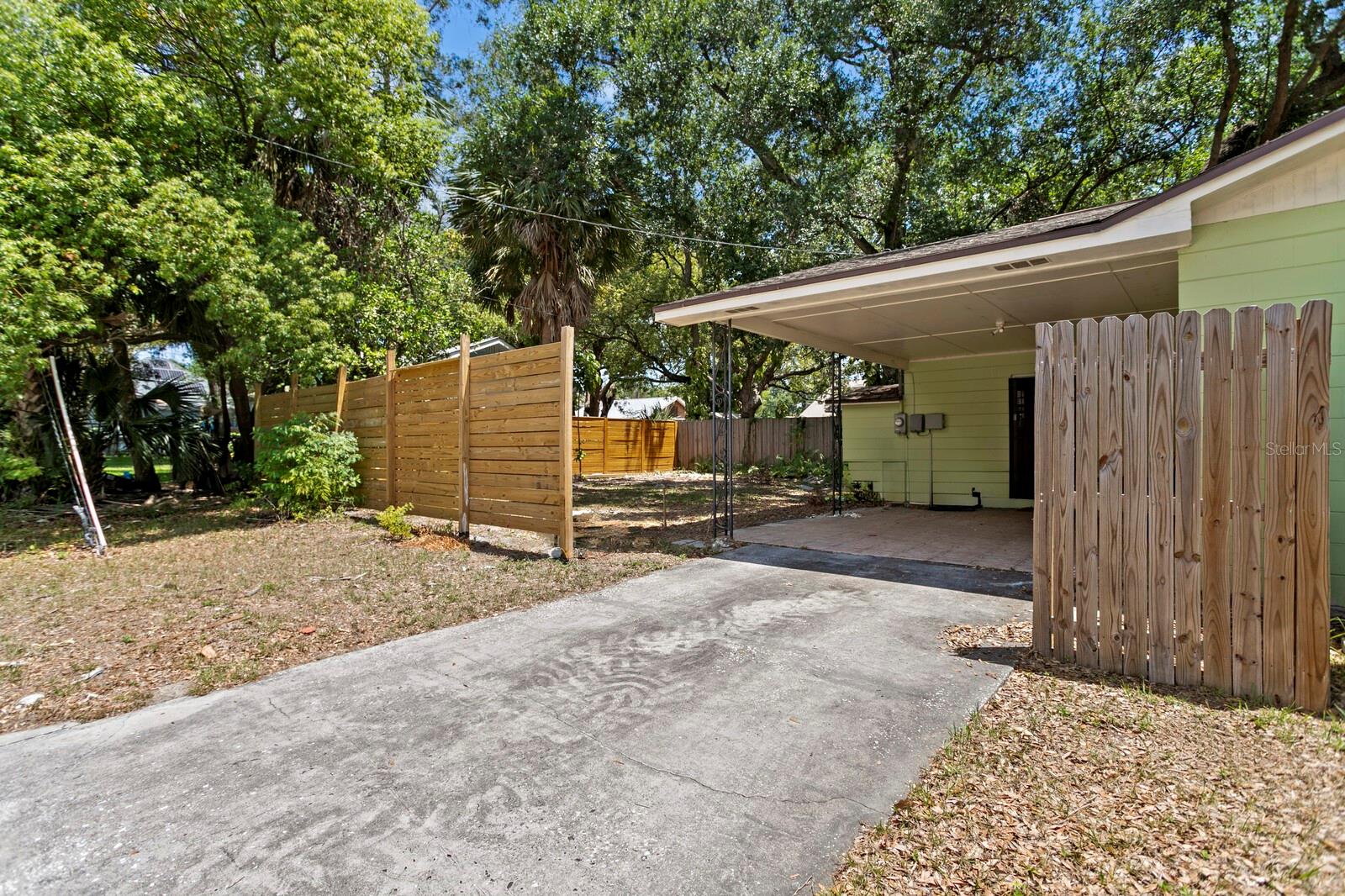 107 W WOODLAWN AVE, TAMPA, FL, 33603