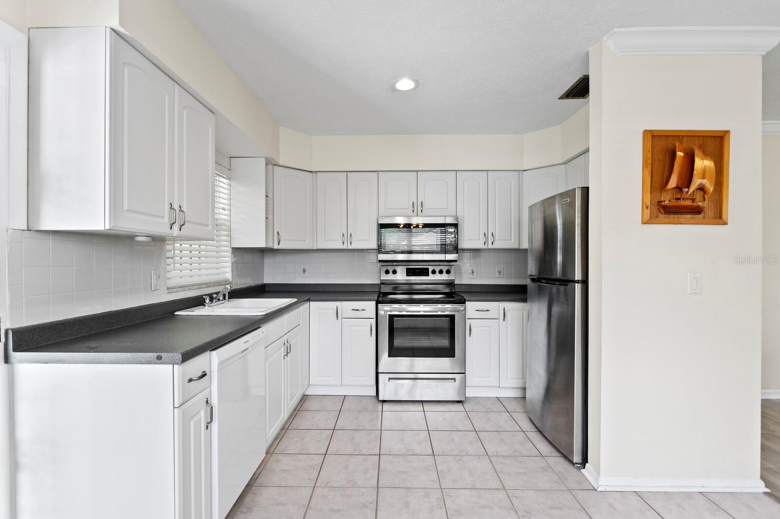 107 W WOODLAWN AVE, TAMPA, FL, 33603