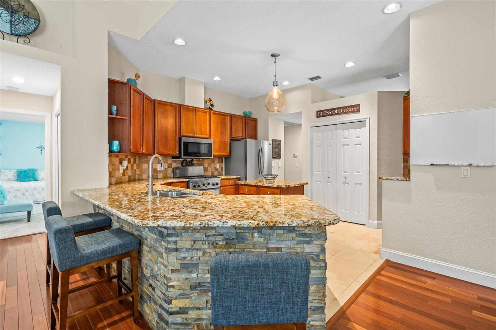 2845 MOSSY TIMBER TRL, VALRICO, FL, 33596