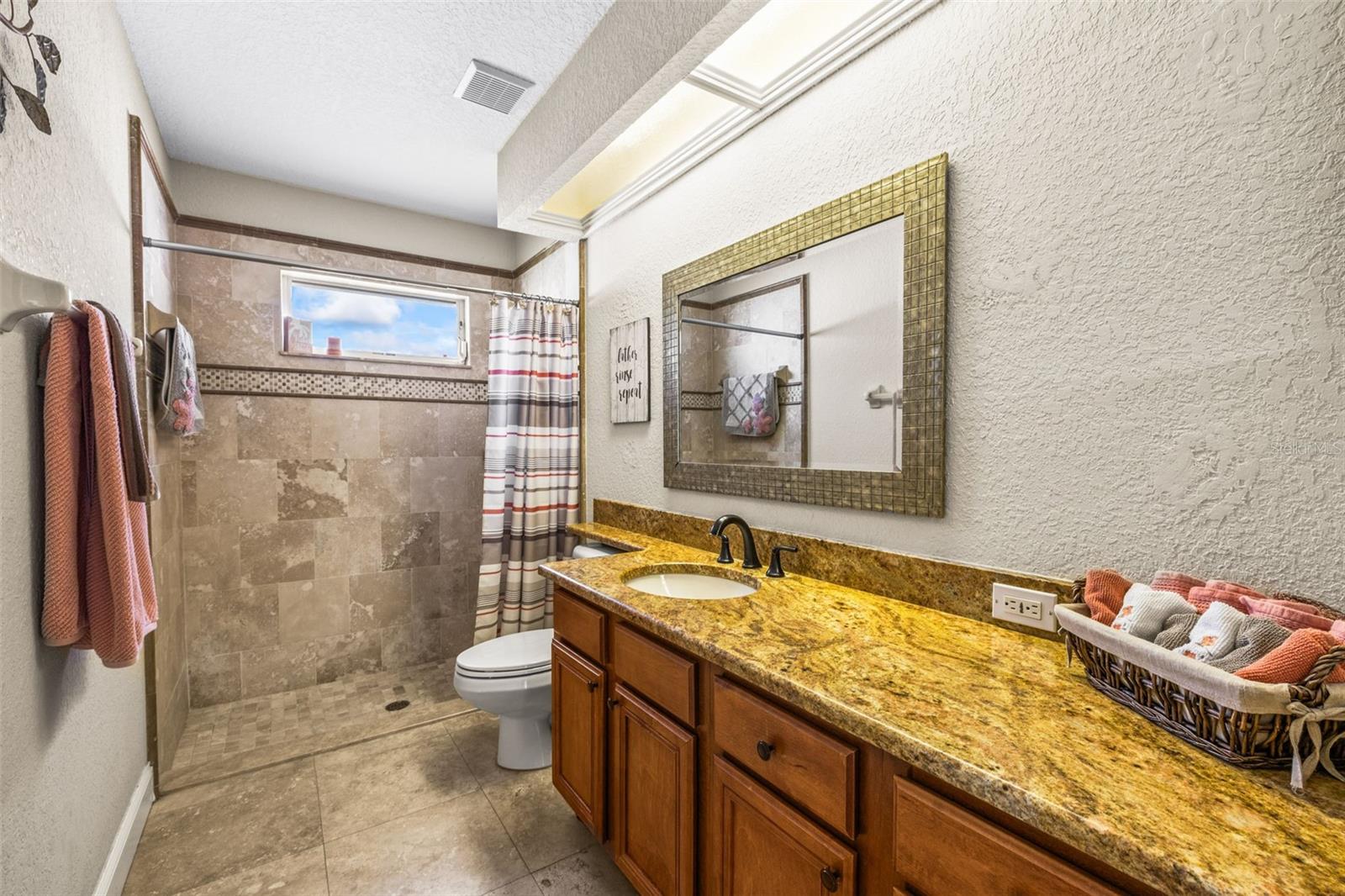 2845 MOSSY TIMBER TRL, VALRICO, FL, 33596