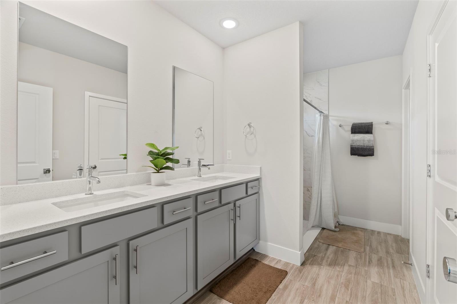 42 ROSE DR, PALM COAST, FL, 32164