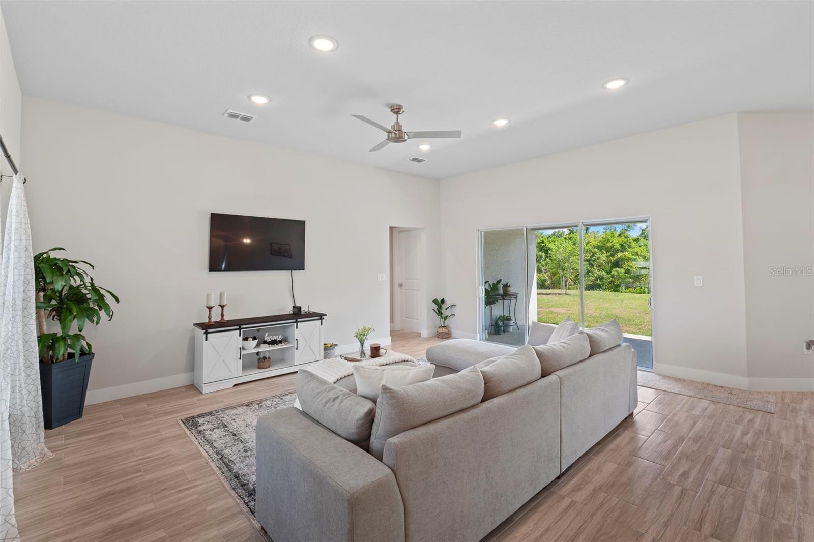 42 ROSE DR, PALM COAST, FL, 32164