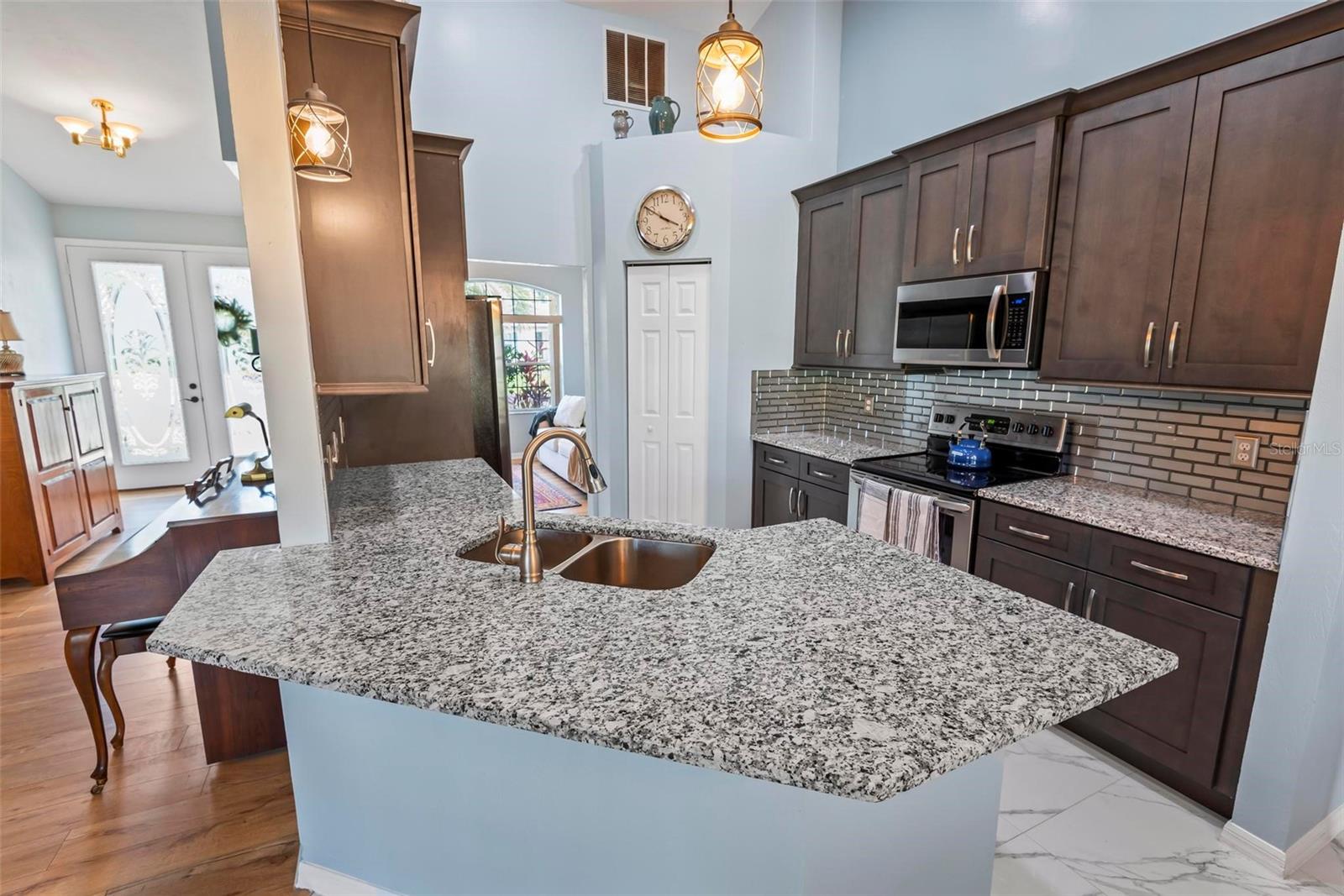 15 BARKLEY LN, PALM COAST, FL, 32137