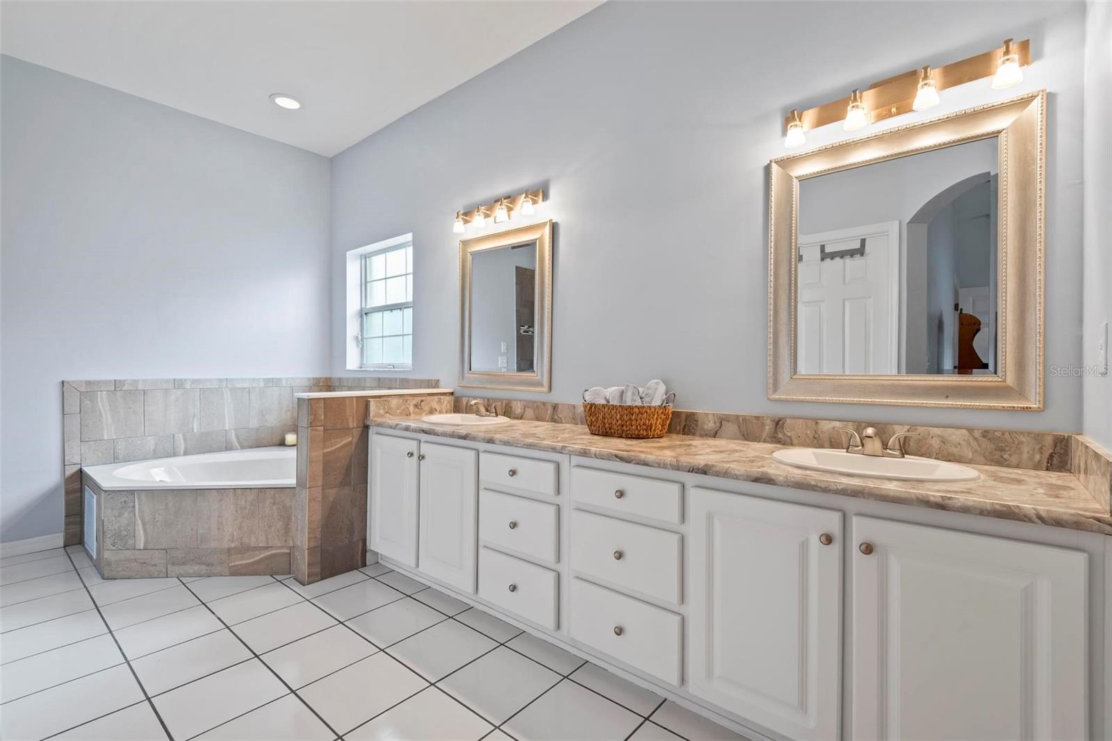 15 BARKLEY LN, PALM COAST, FL, 32137