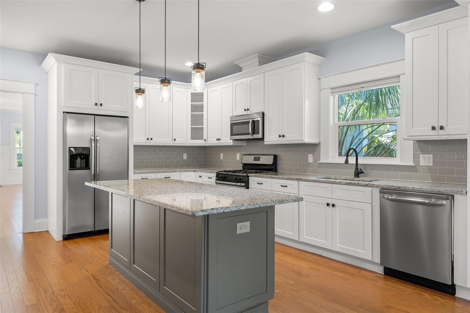 410 W CHELSEA ST, TAMPA, FL, 33603