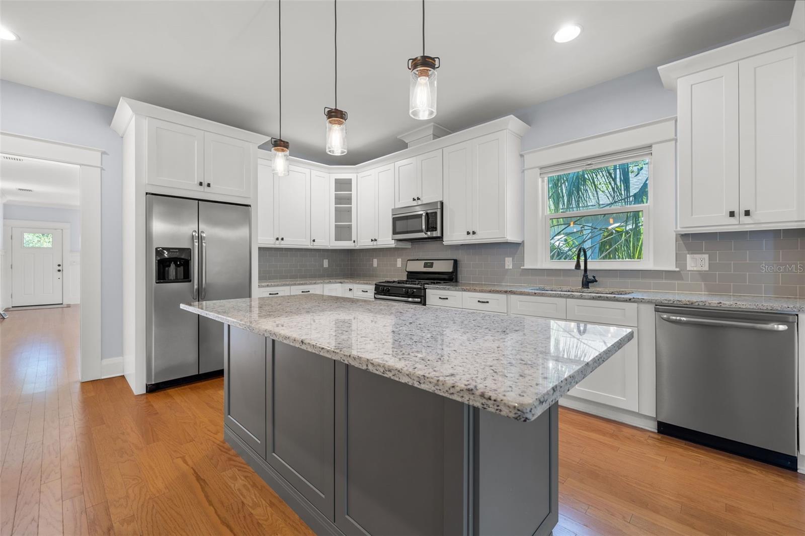 410 W CHELSEA ST, TAMPA, FL, 33603