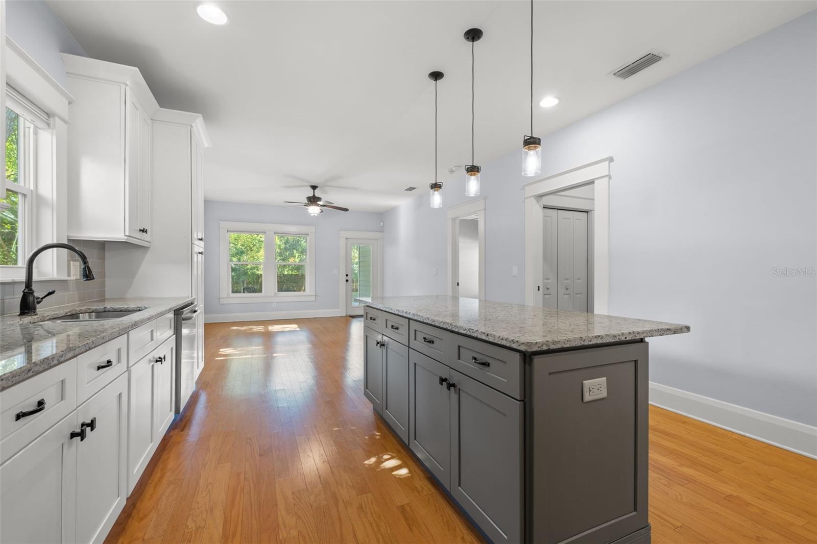 410 W CHELSEA ST, TAMPA, FL, 33603