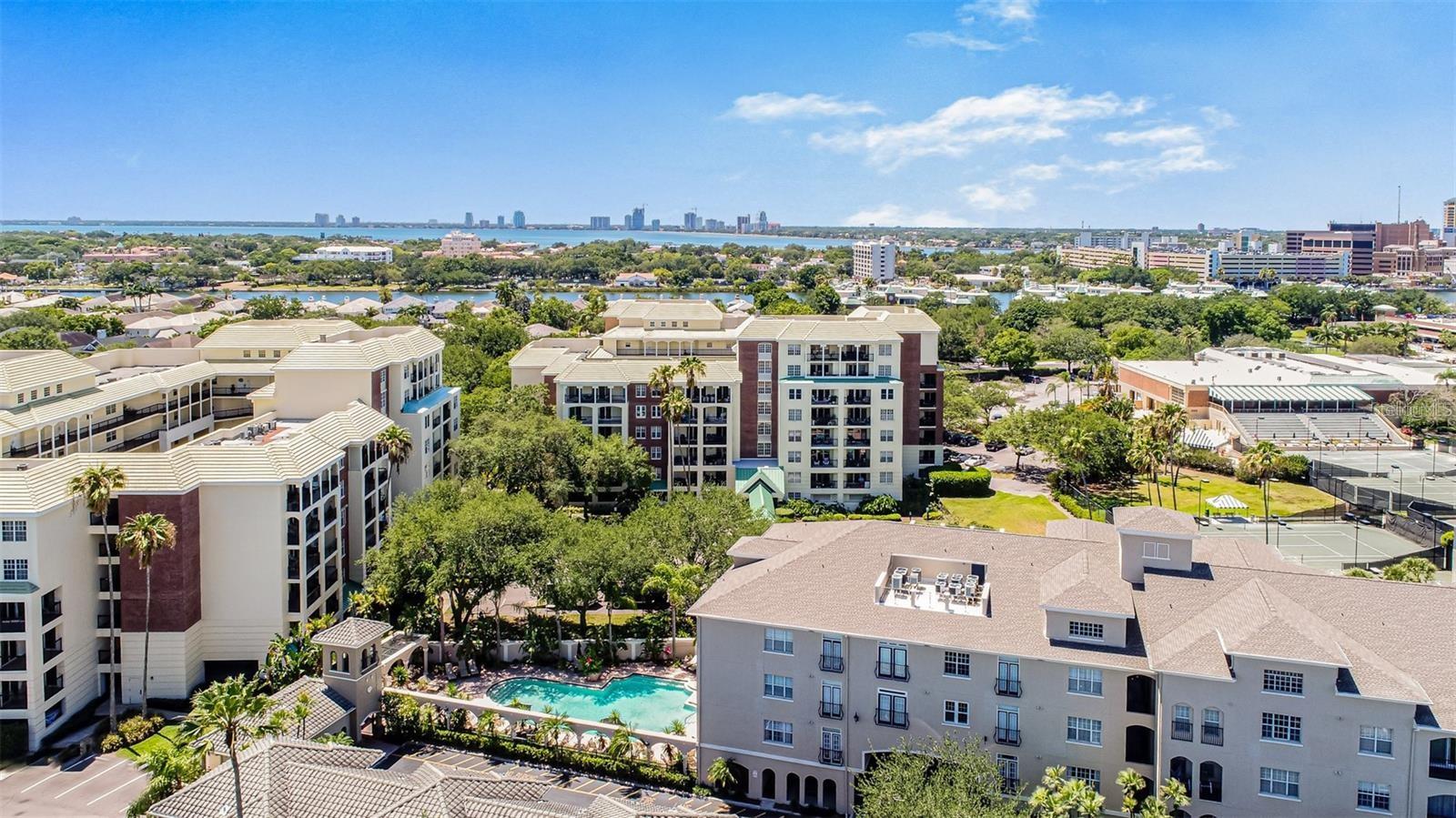 501 KNIGHTS RUN AVE #1335, TAMPA, FL, 33602