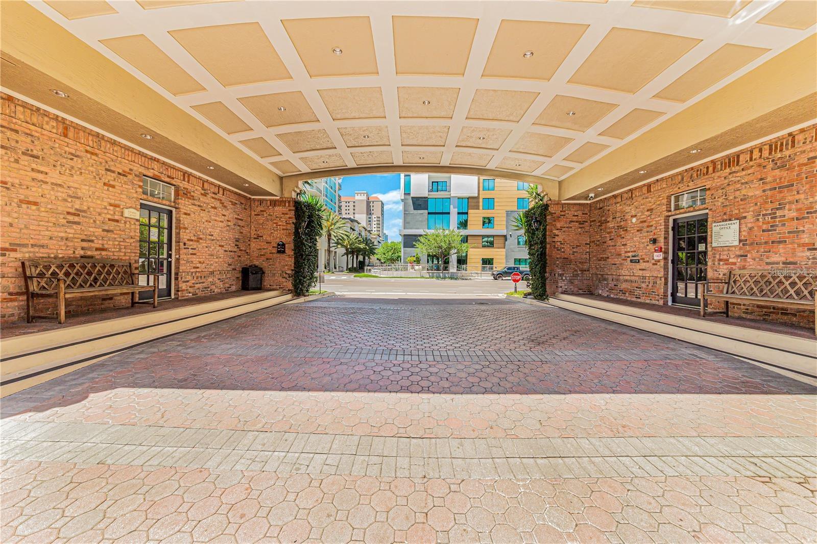 501 KNIGHTS RUN AVE #1335, TAMPA, FL, 33602