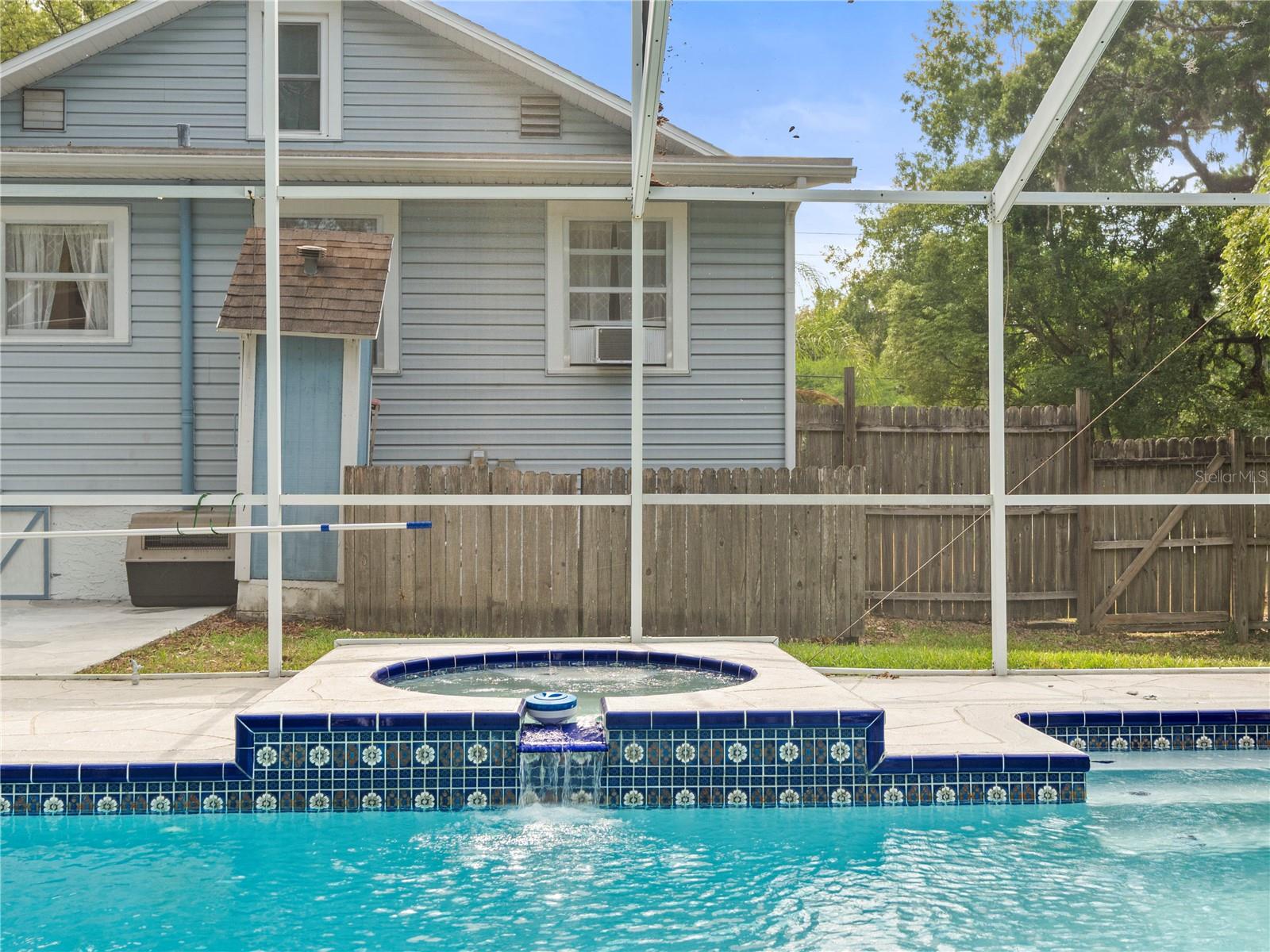 606 HOWELL AVE, BROOKSVILLE, FL, 34601