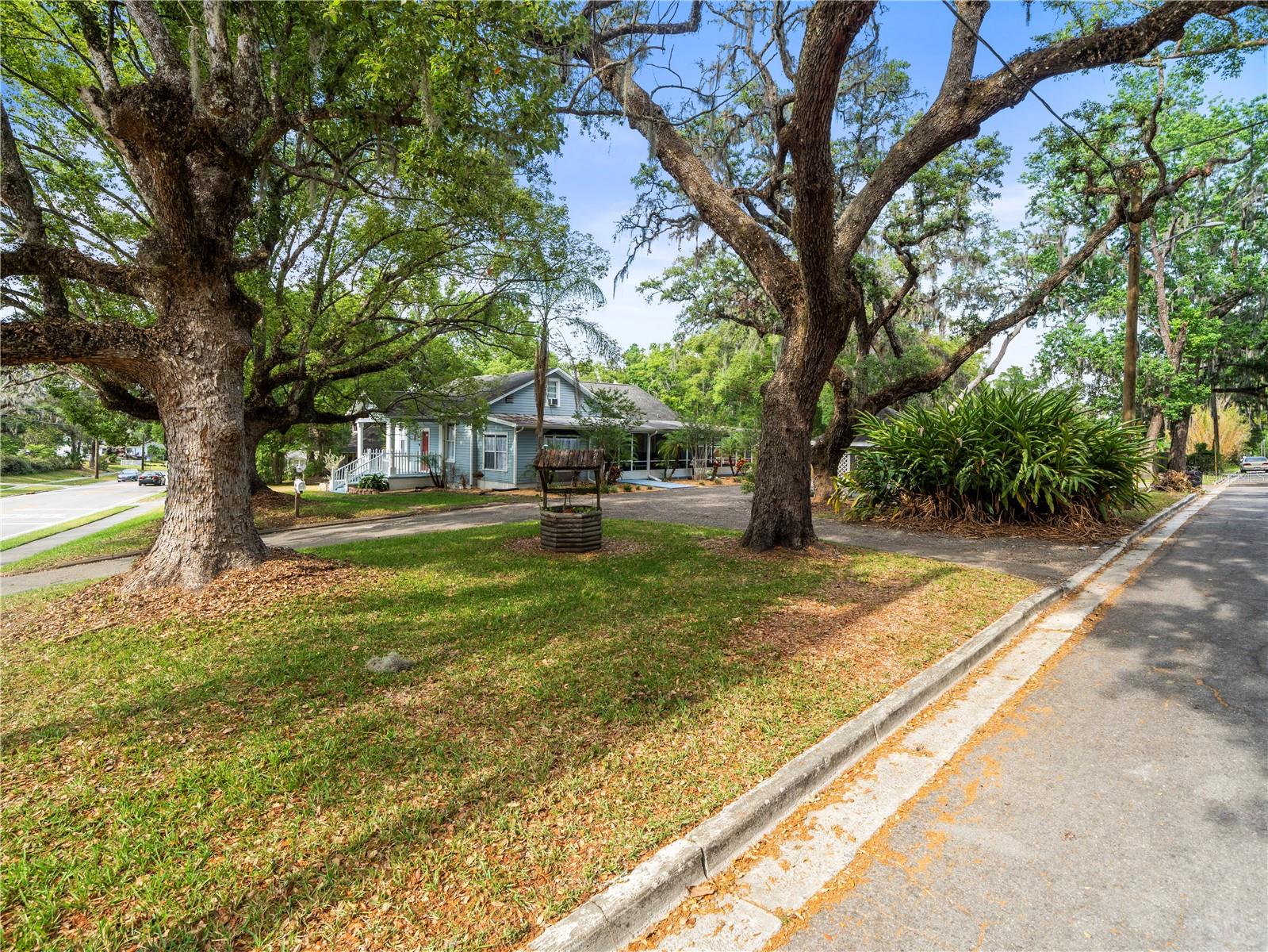 606 HOWELL AVE, BROOKSVILLE, FL, 34601