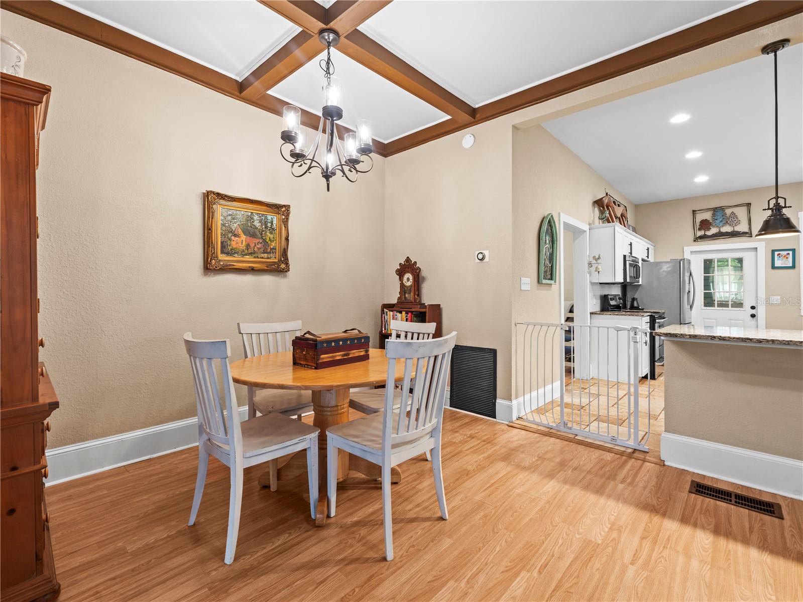 606 HOWELL AVE, BROOKSVILLE, FL, 34601