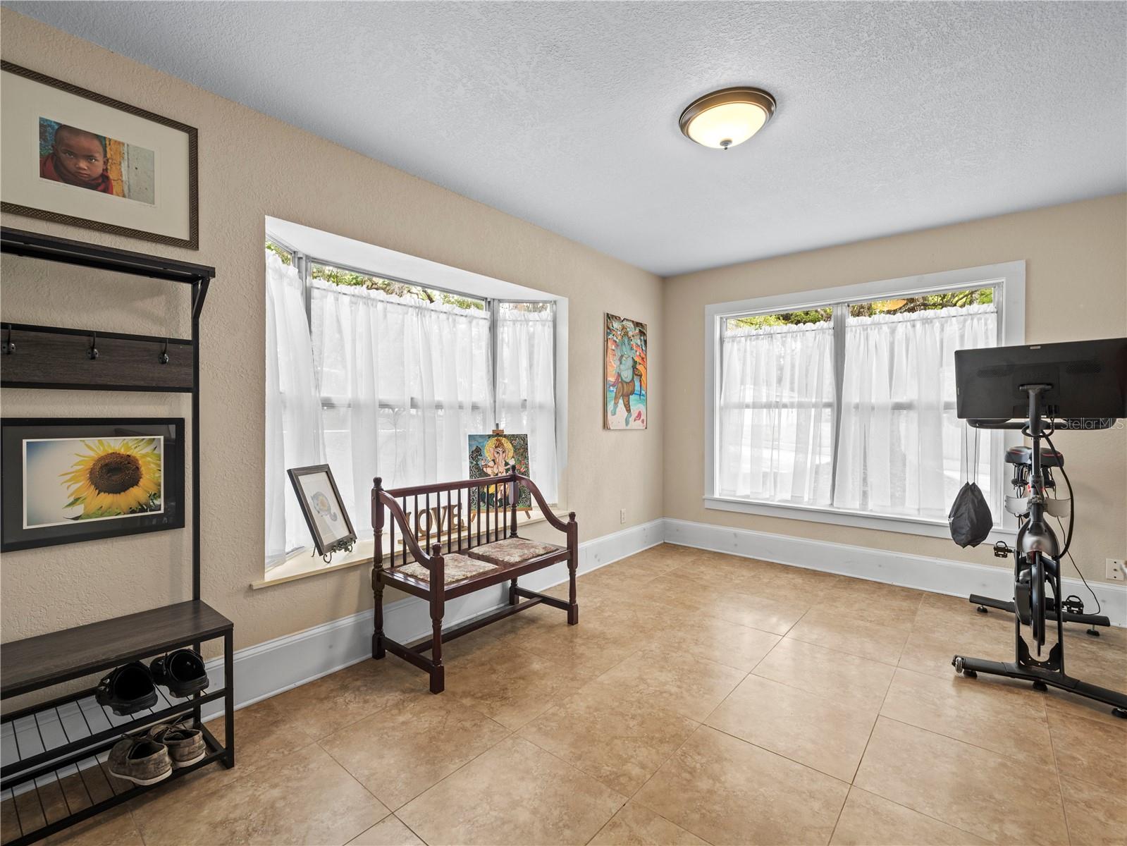 606 HOWELL AVE, BROOKSVILLE, FL, 34601