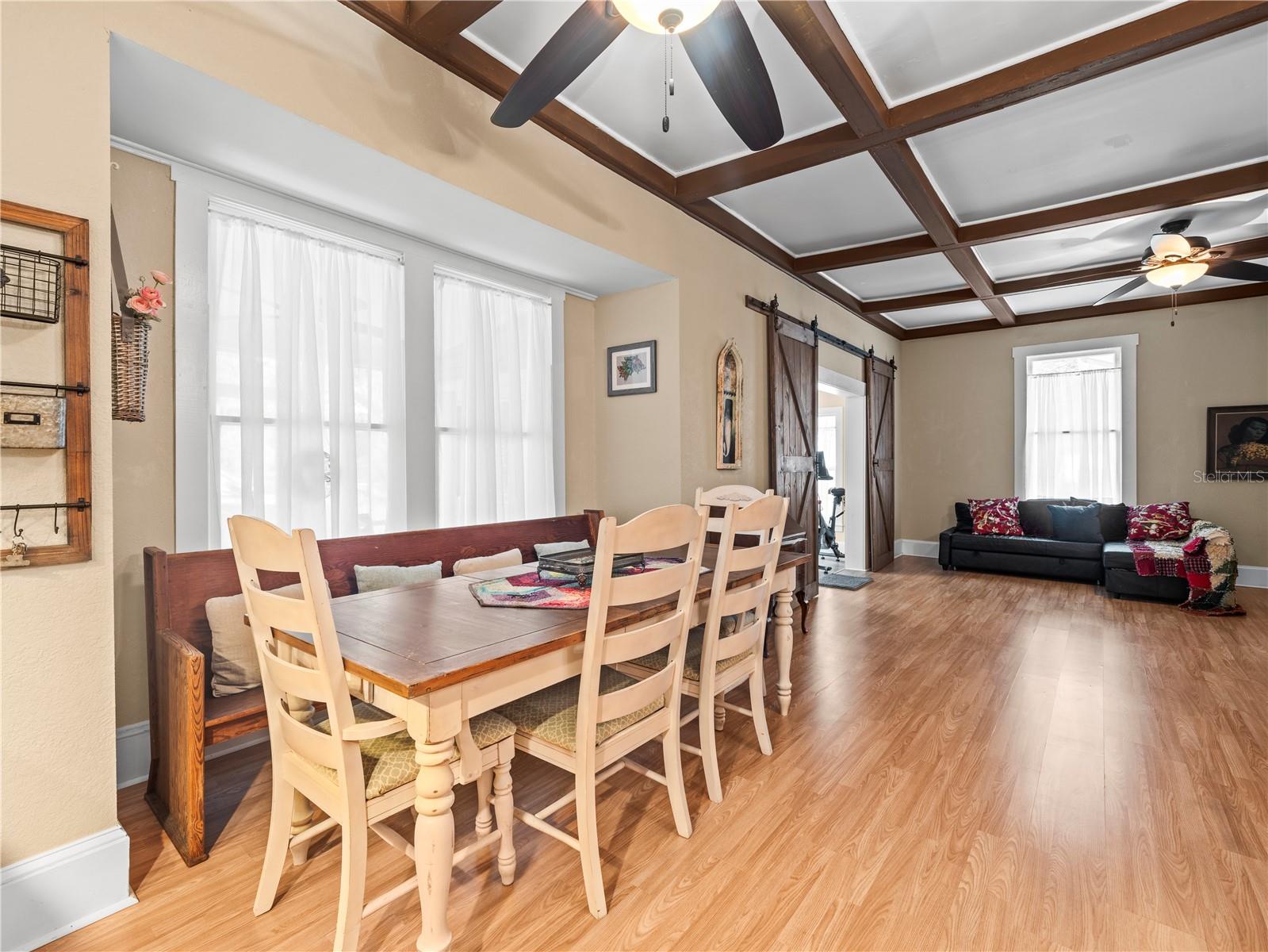 606 HOWELL AVE, BROOKSVILLE, FL, 34601