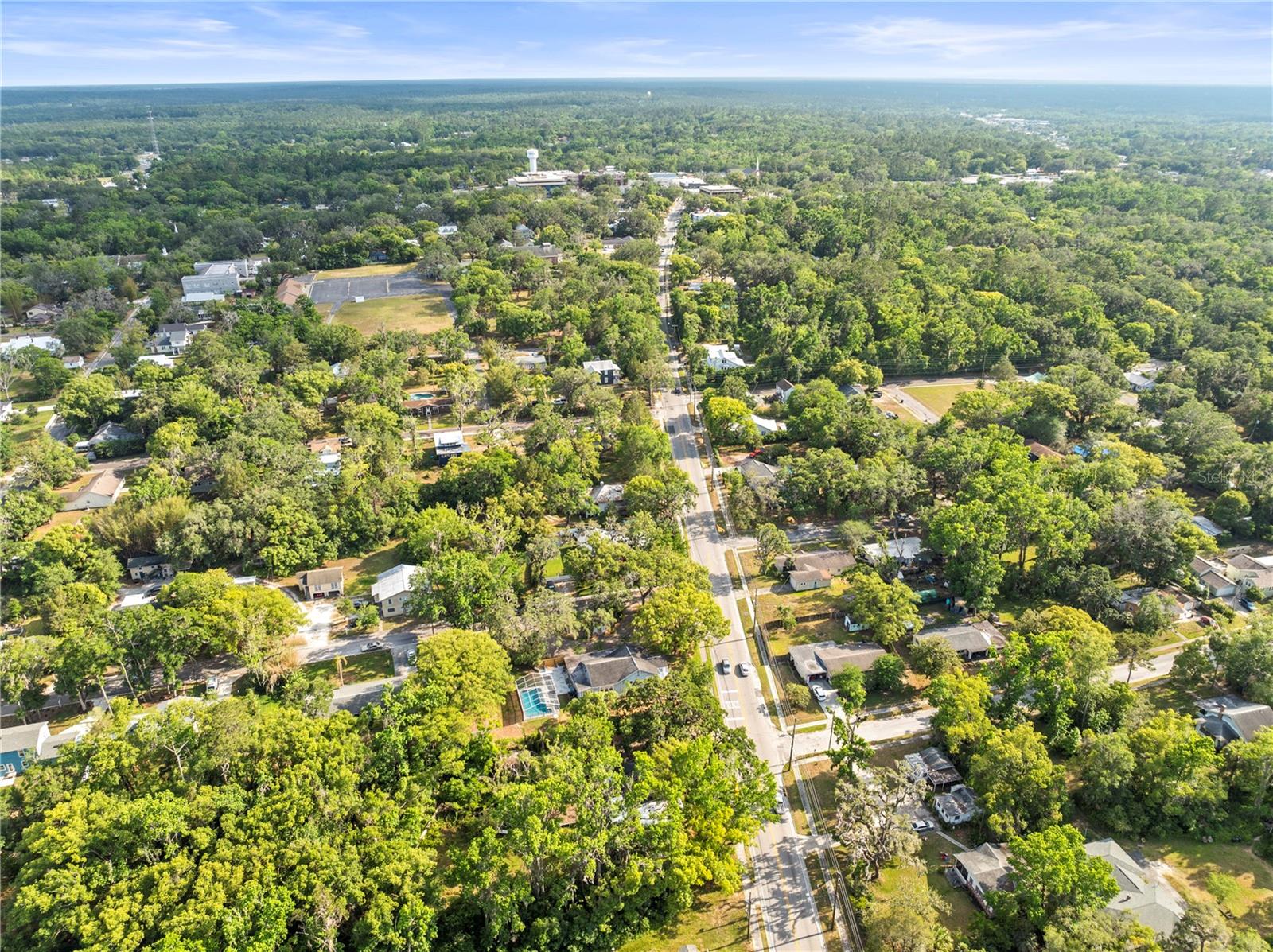 606 HOWELL AVE, BROOKSVILLE, FL, 34601