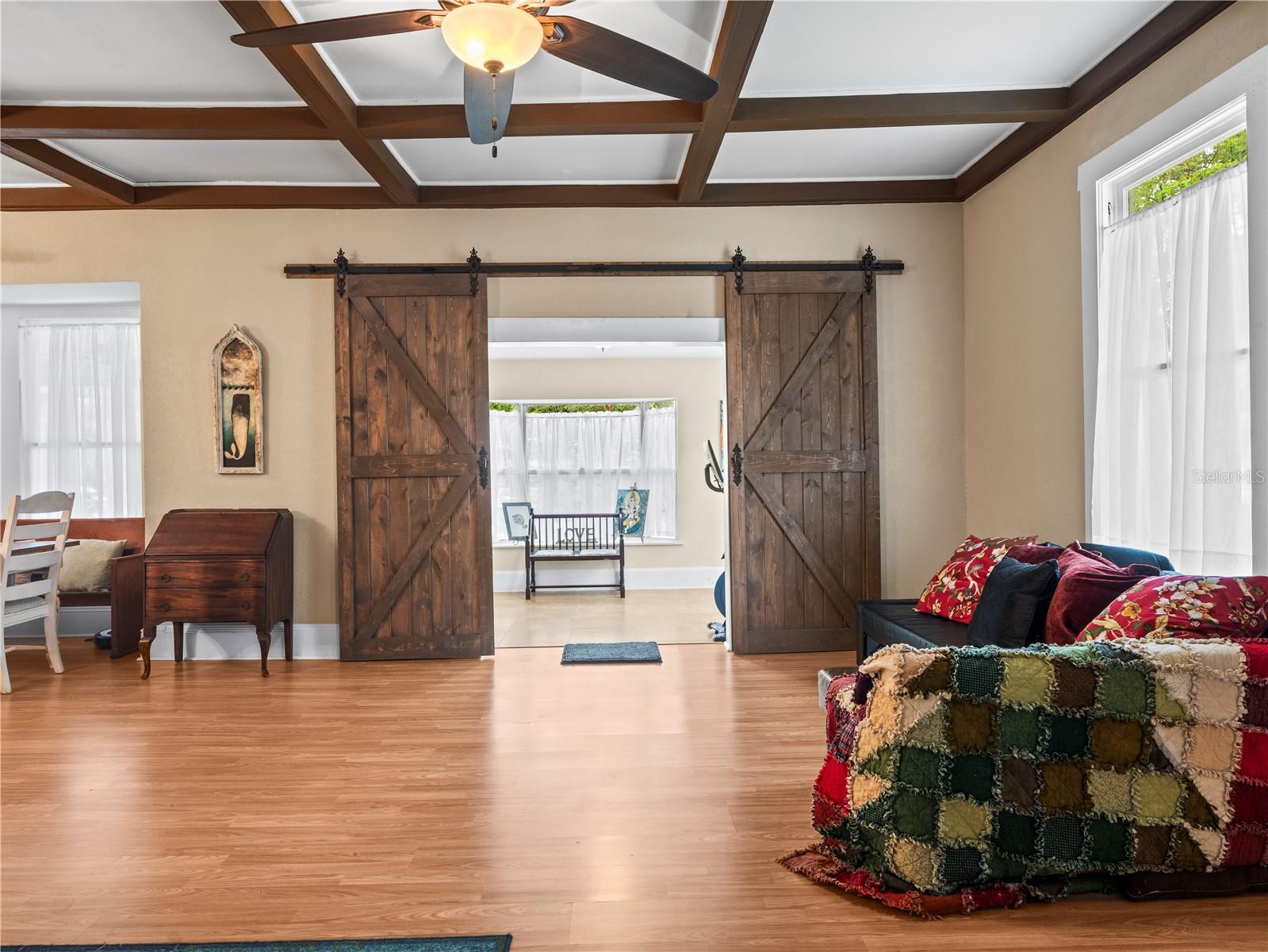 606 HOWELL AVE, BROOKSVILLE, FL, 34601