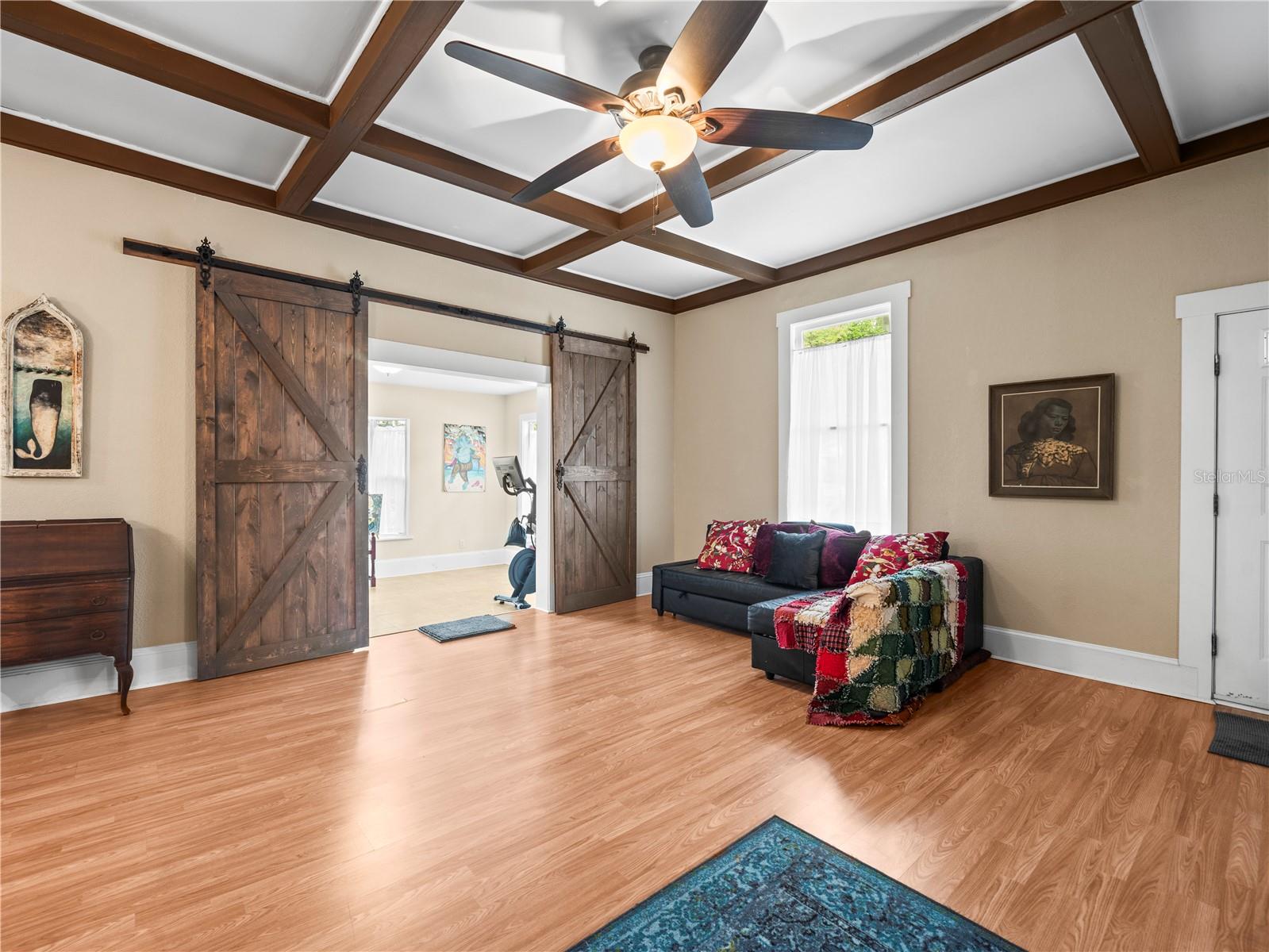 606 HOWELL AVE, BROOKSVILLE, FL, 34601