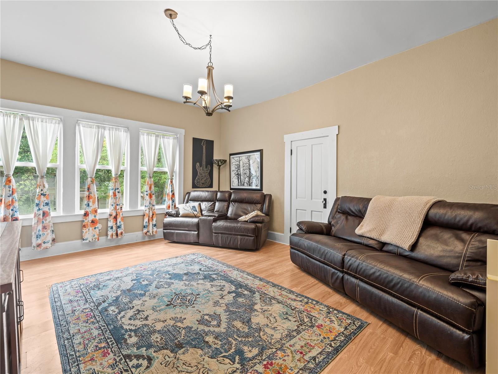 606 HOWELL AVE, BROOKSVILLE, FL, 34601