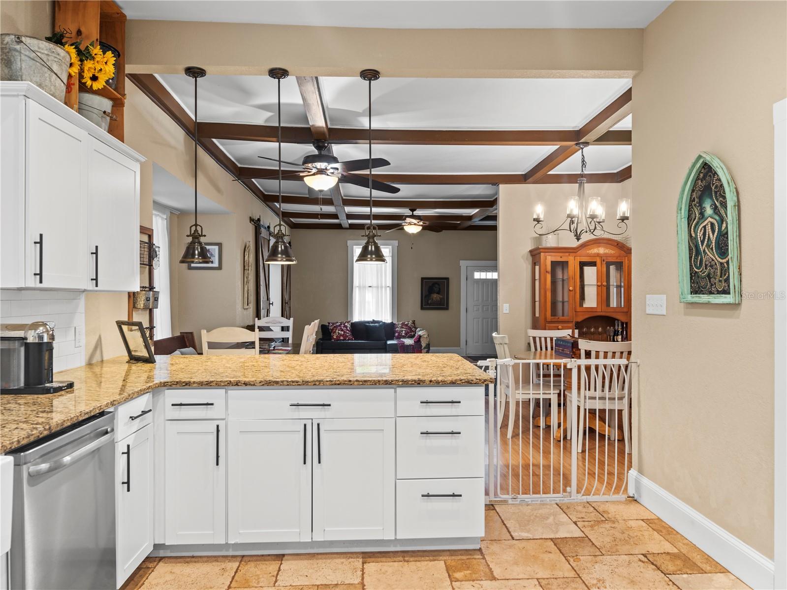 606 HOWELL AVE, BROOKSVILLE, FL, 34601