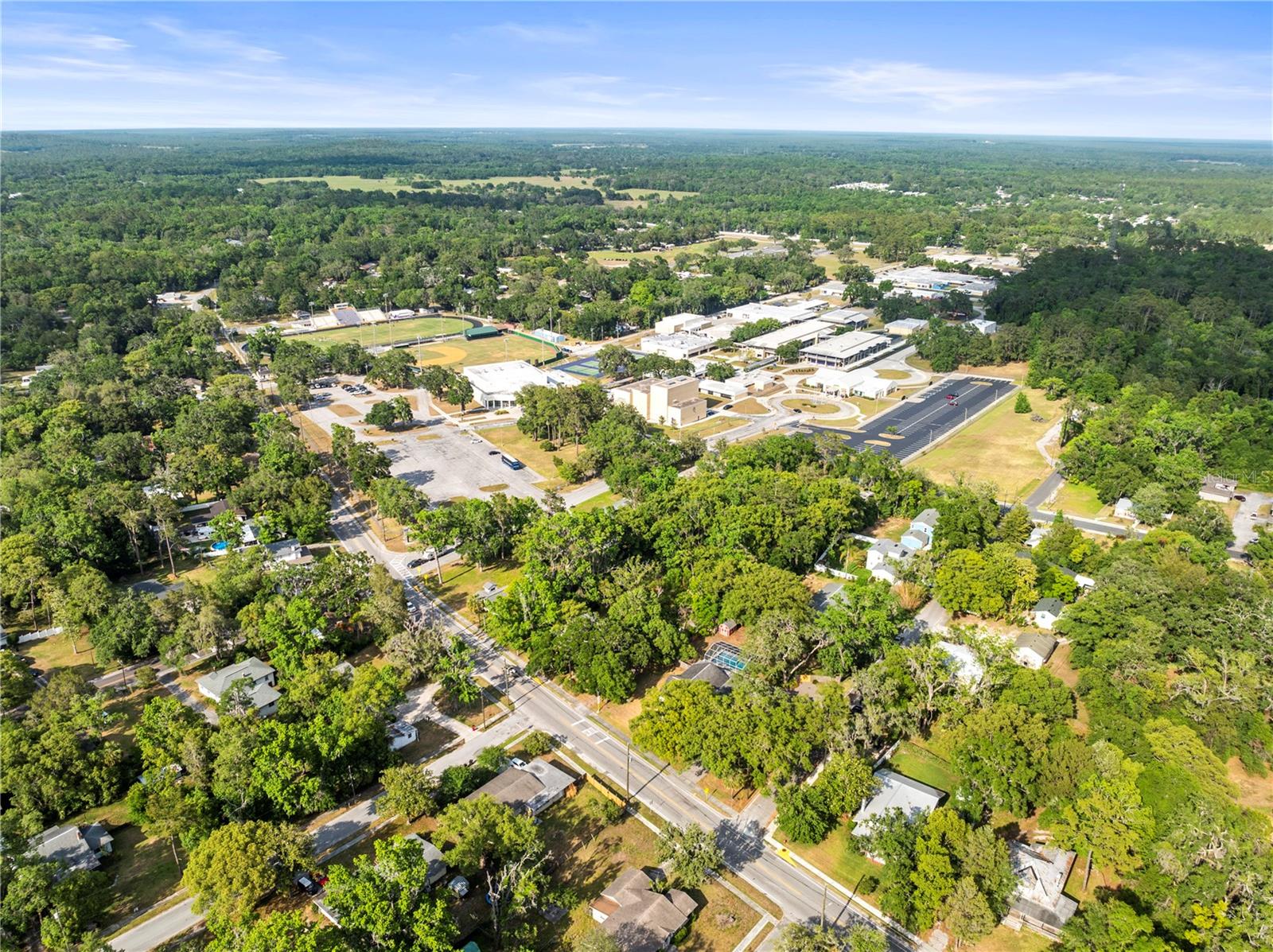 606 HOWELL AVE, BROOKSVILLE, FL, 34601