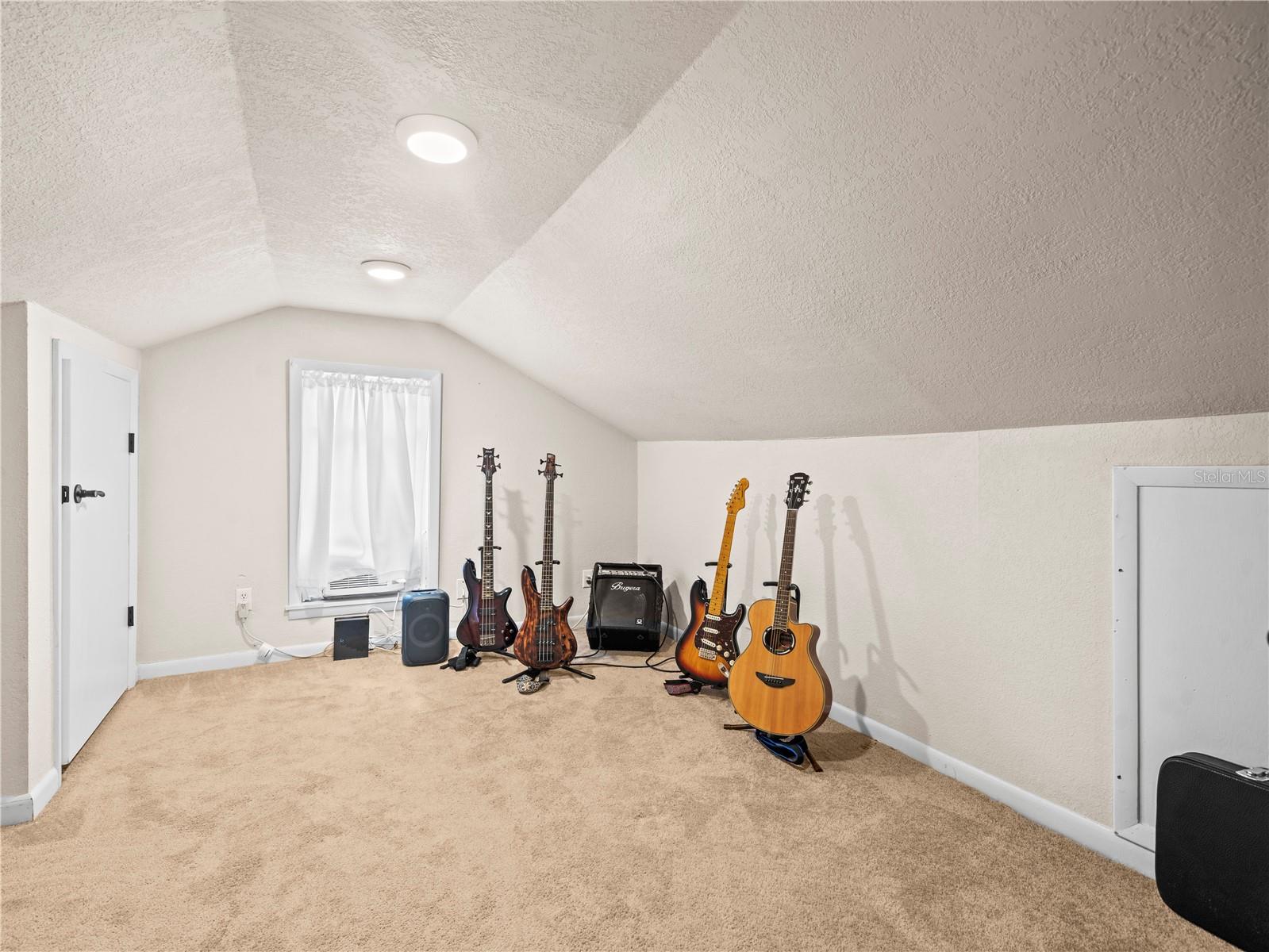 606 HOWELL AVE, BROOKSVILLE, FL, 34601