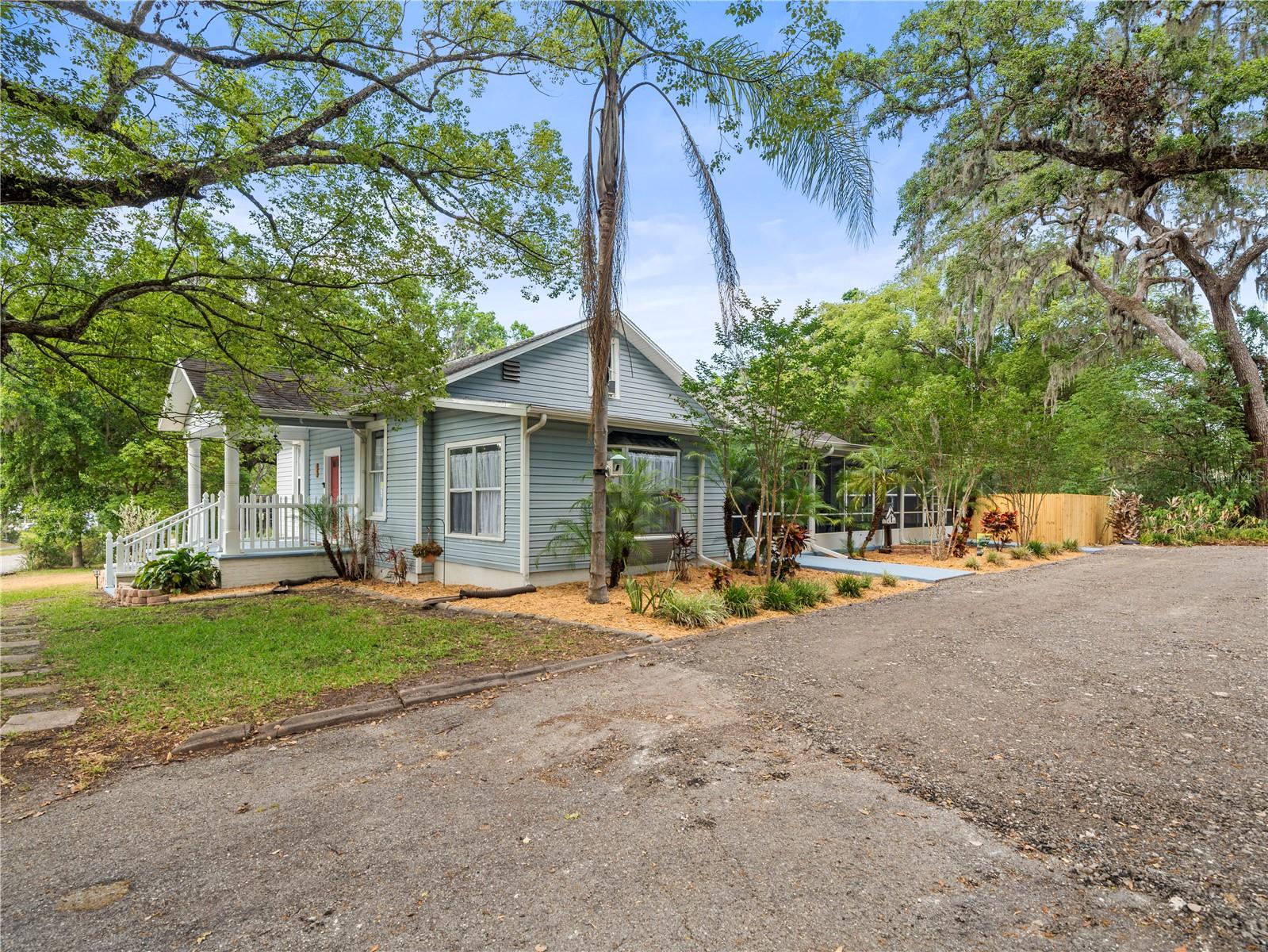 606 HOWELL AVE, BROOKSVILLE, FL, 34601