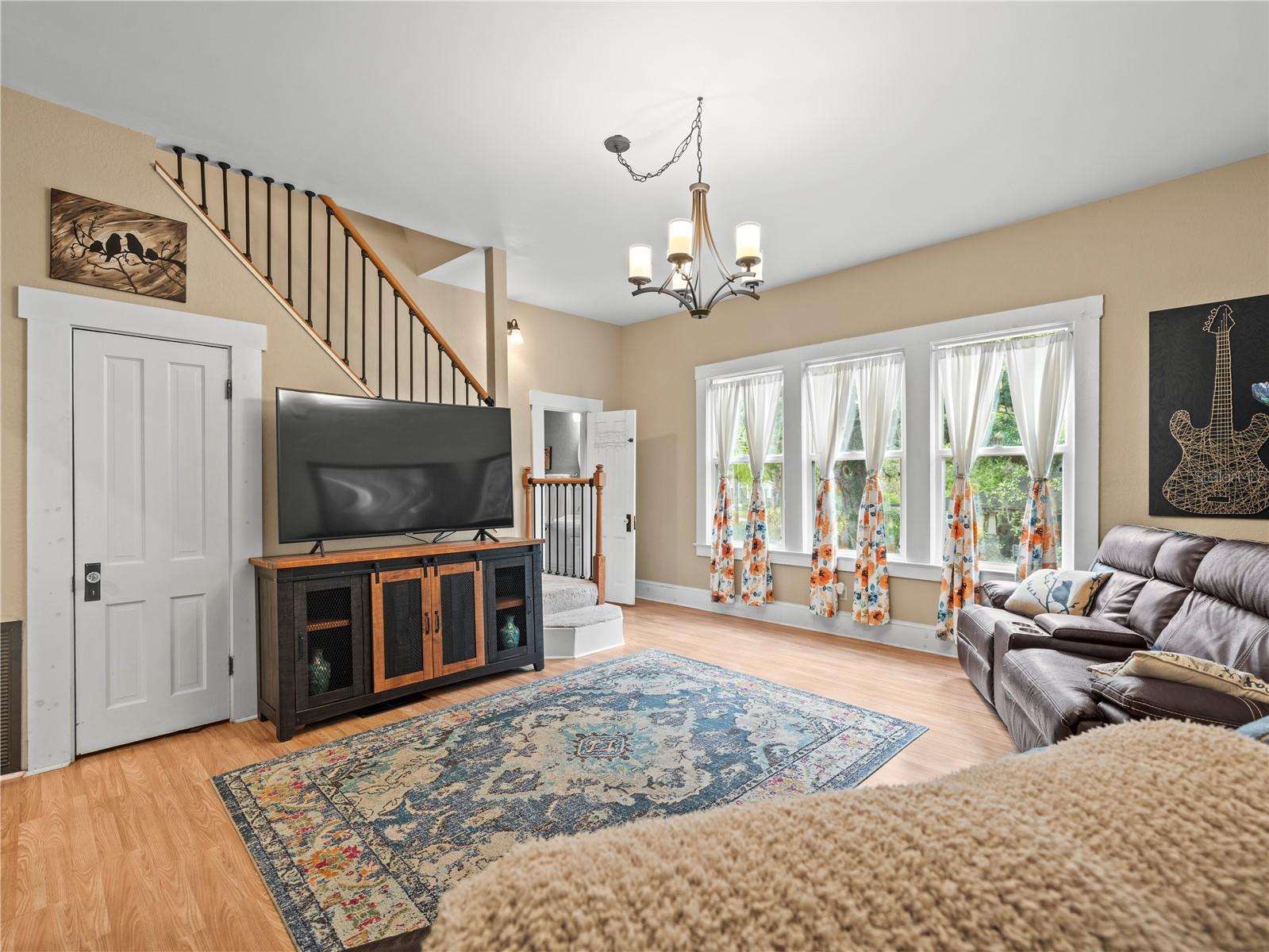 606 HOWELL AVE, BROOKSVILLE, FL, 34601