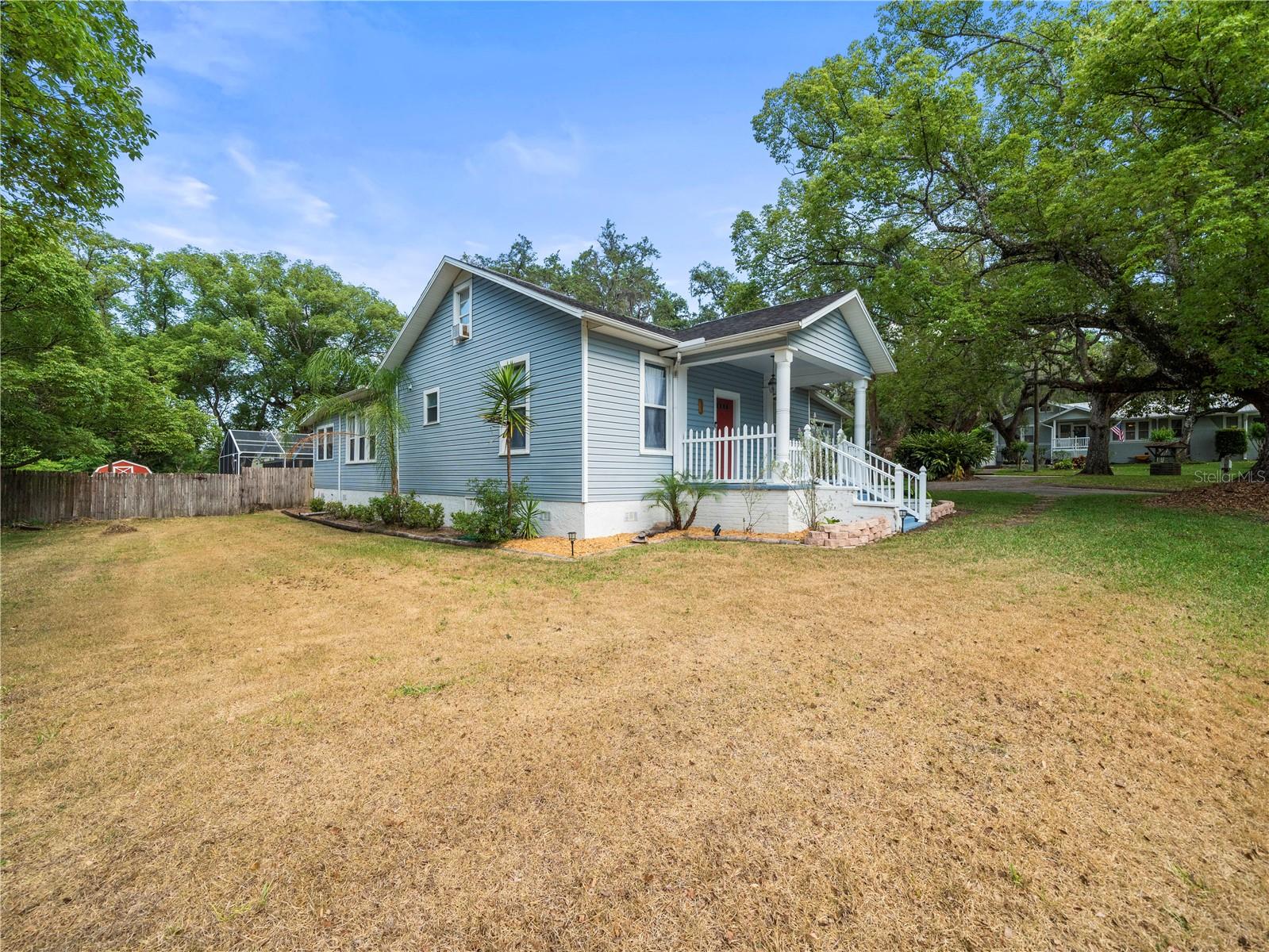 606 HOWELL AVE, BROOKSVILLE, FL, 34601