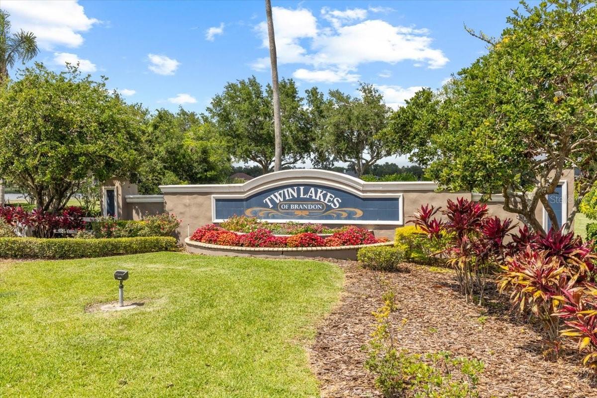 2818 MOSSY TIMBER TRL, VALRICO, FL, 33596