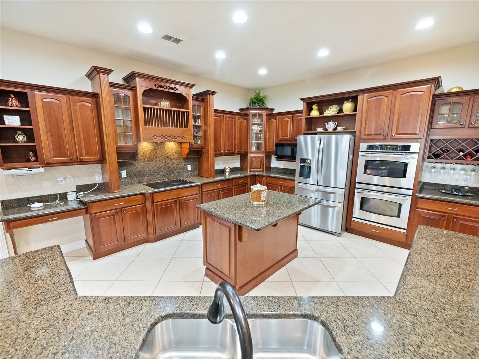 5615 OXFORD MOOR BLVD, WINDERMERE, FL, 34786