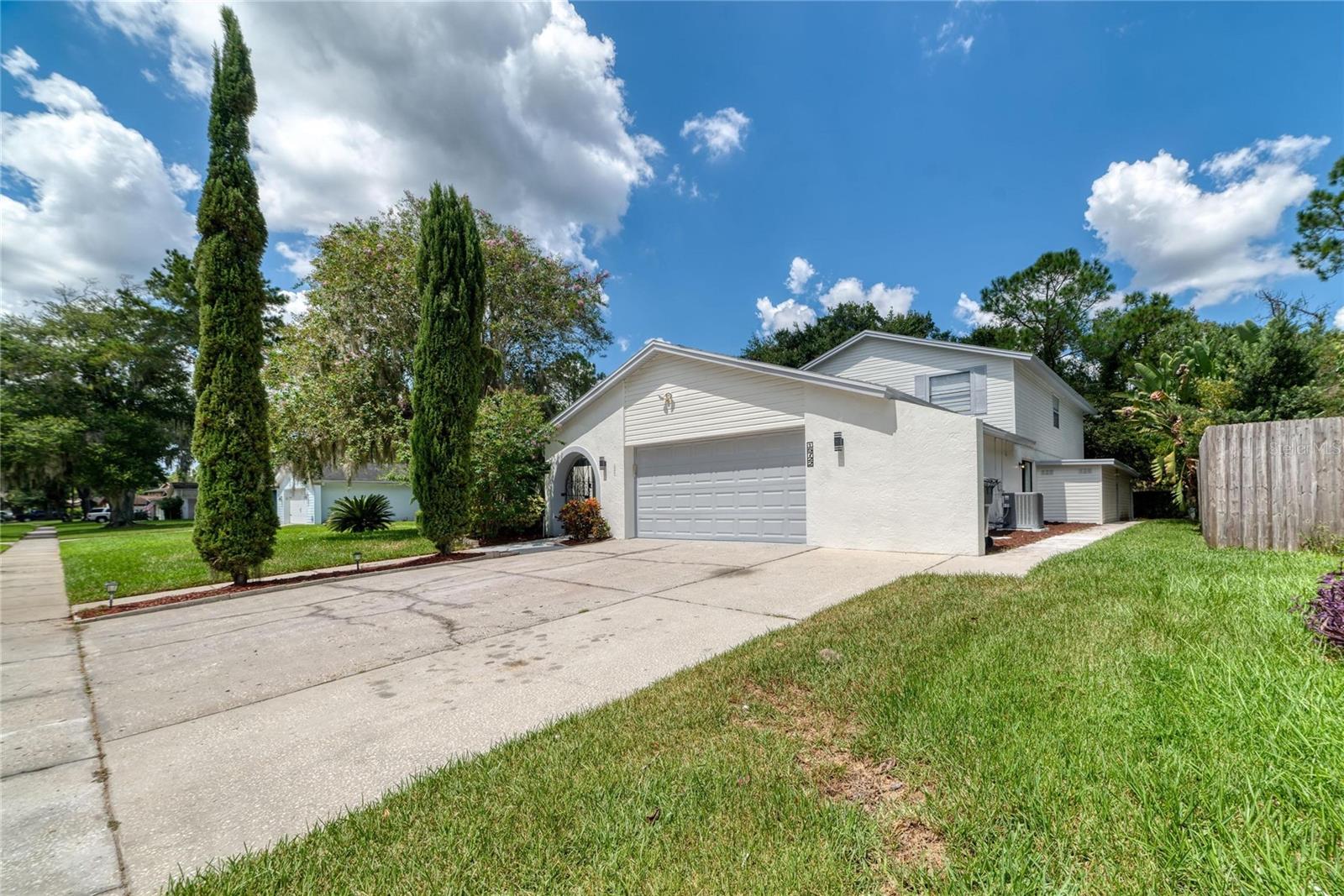 15722 GARDENSIDE LN, TAMPA, FL, 33624