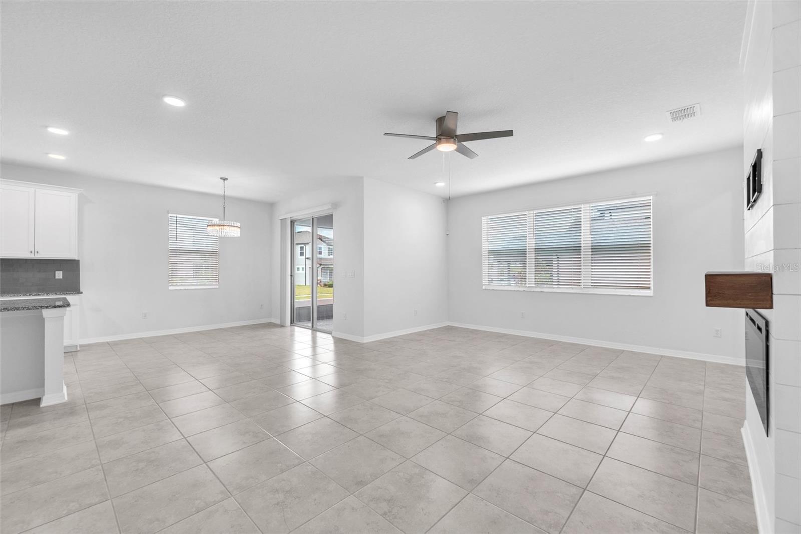 3113 MARINE GRASS DR, WIMAUMA, FL, 33598