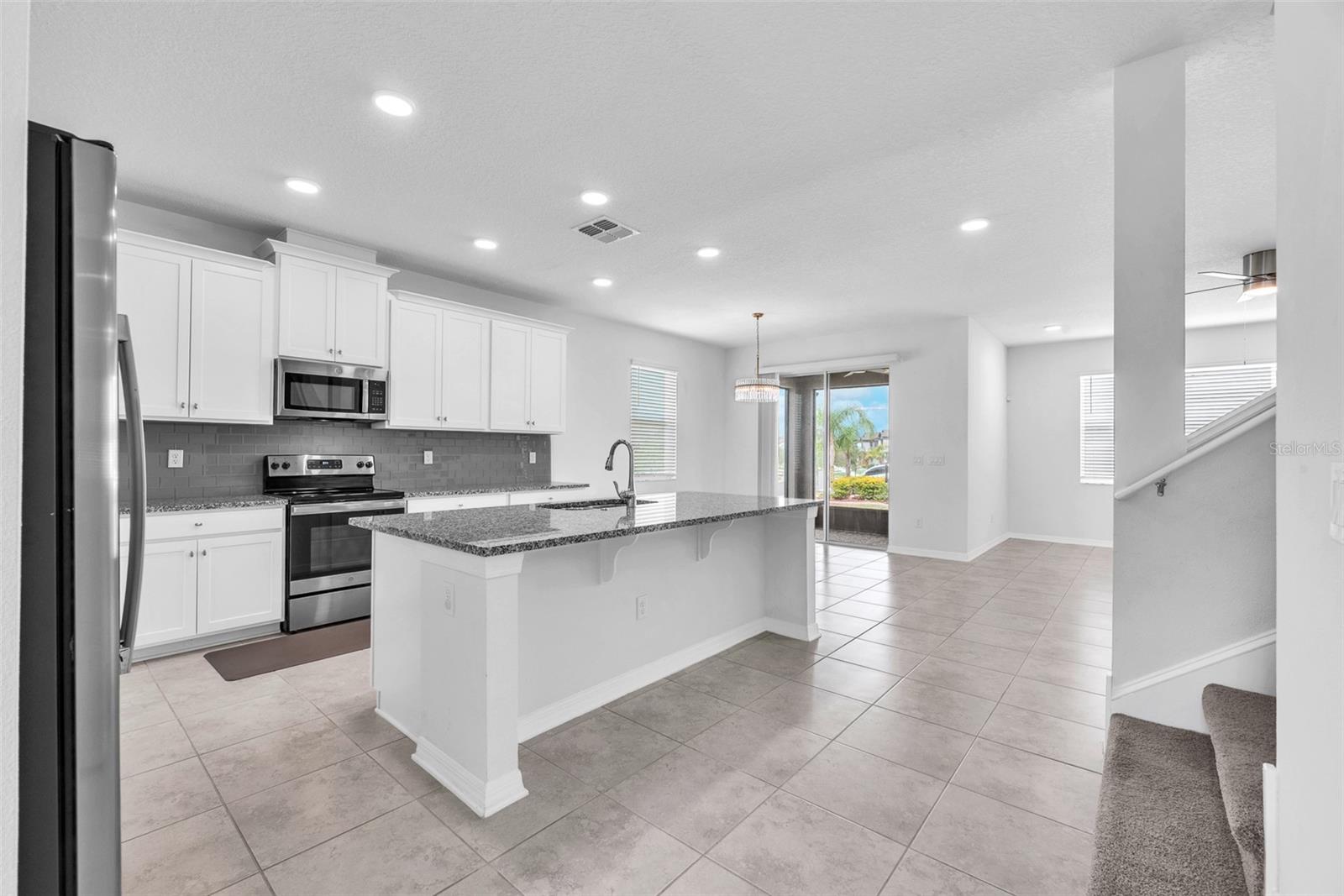 3113 MARINE GRASS DR, WIMAUMA, FL, 33598