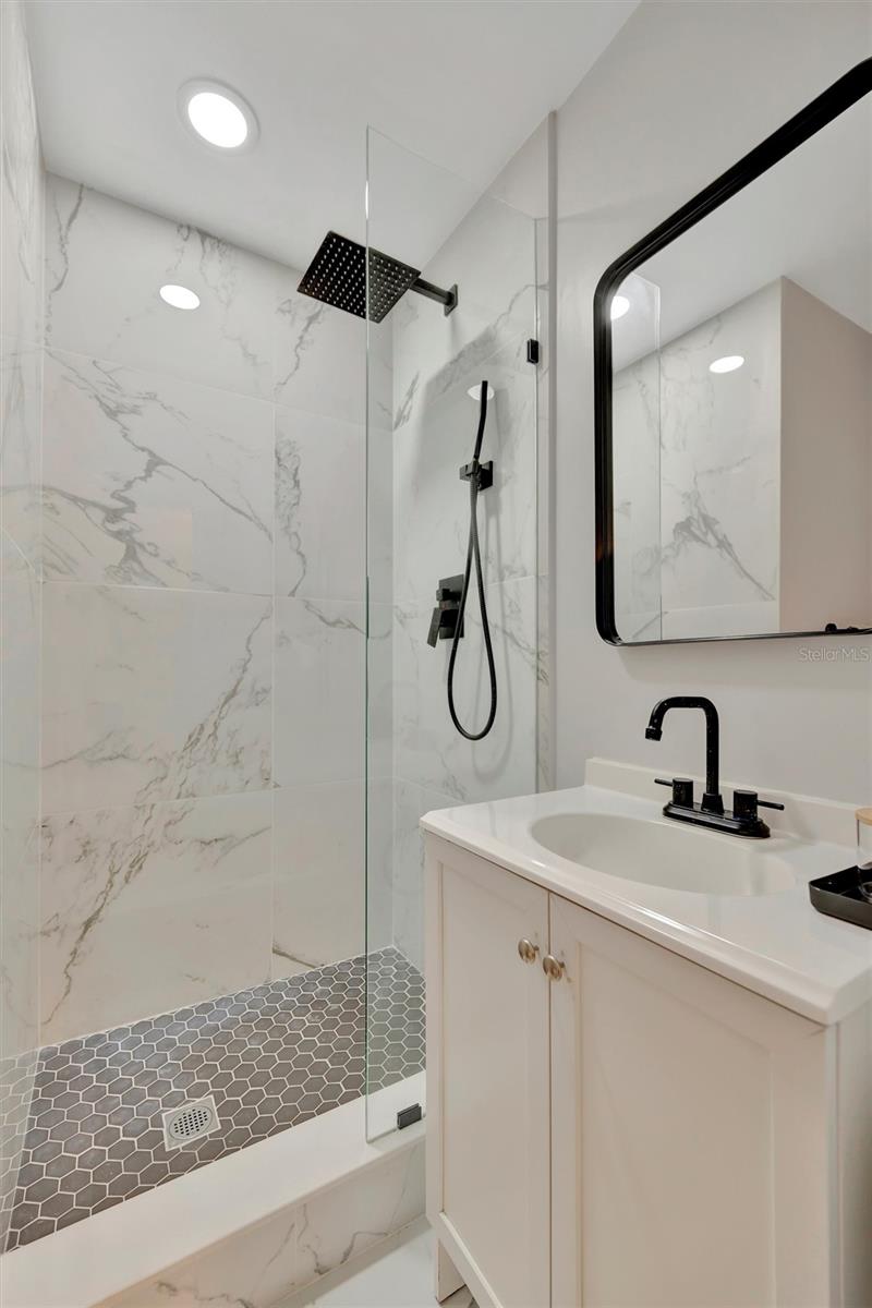 15591 DARIEN WAY, CLEARWATER, FL, 33764