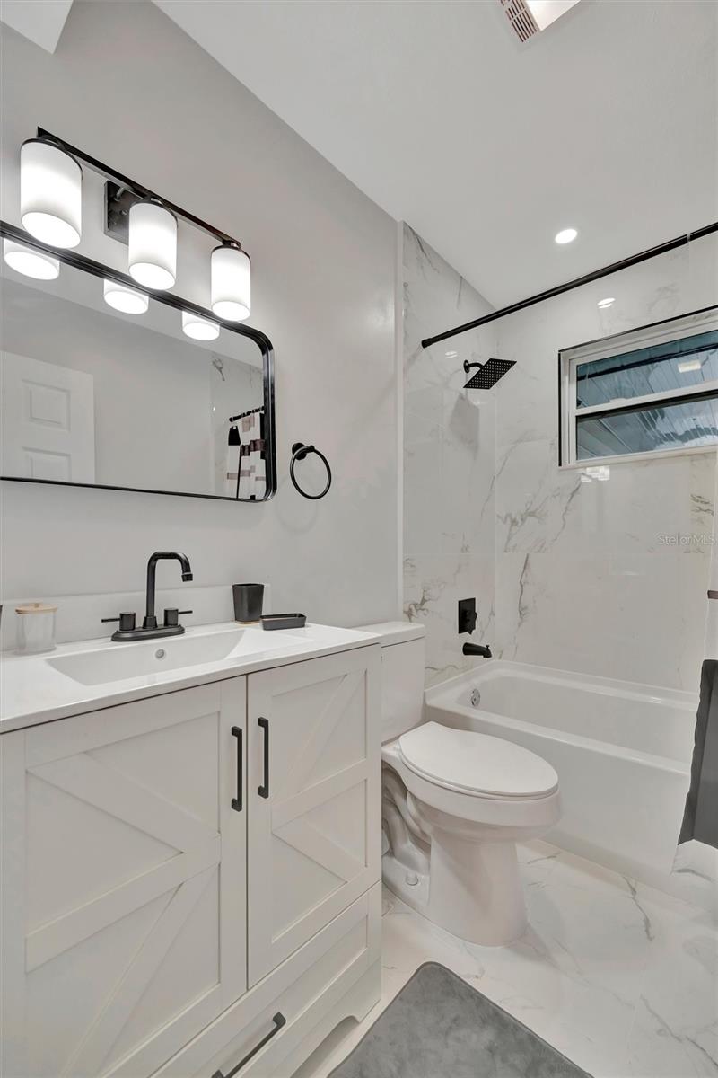 15591 DARIEN WAY, CLEARWATER, FL, 33764