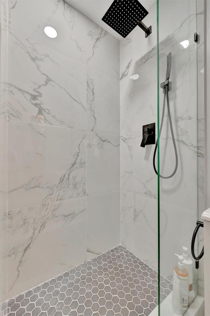 15591 DARIEN WAY, CLEARWATER, FL, 33764