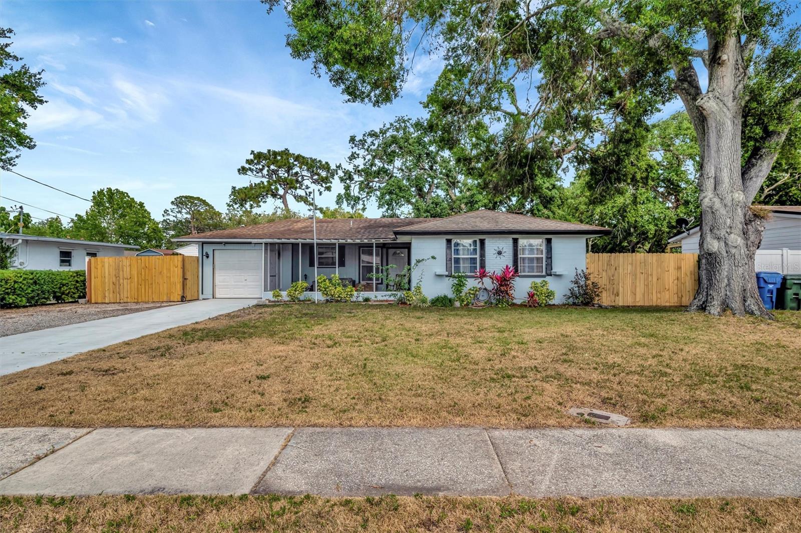 15591 DARIEN WAY, CLEARWATER, FL, 33764